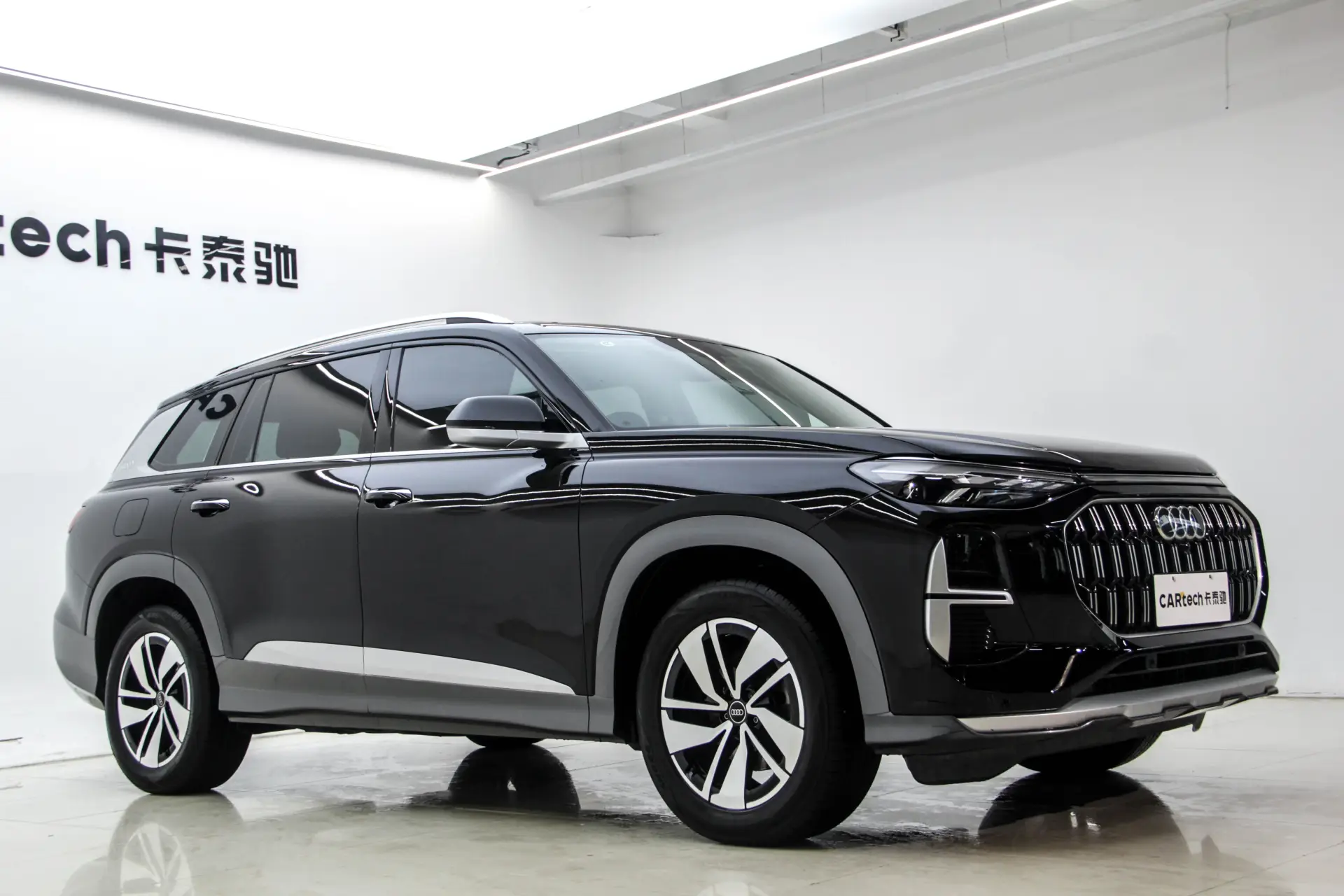 Audi Q6 40 TFSI, 2024 3