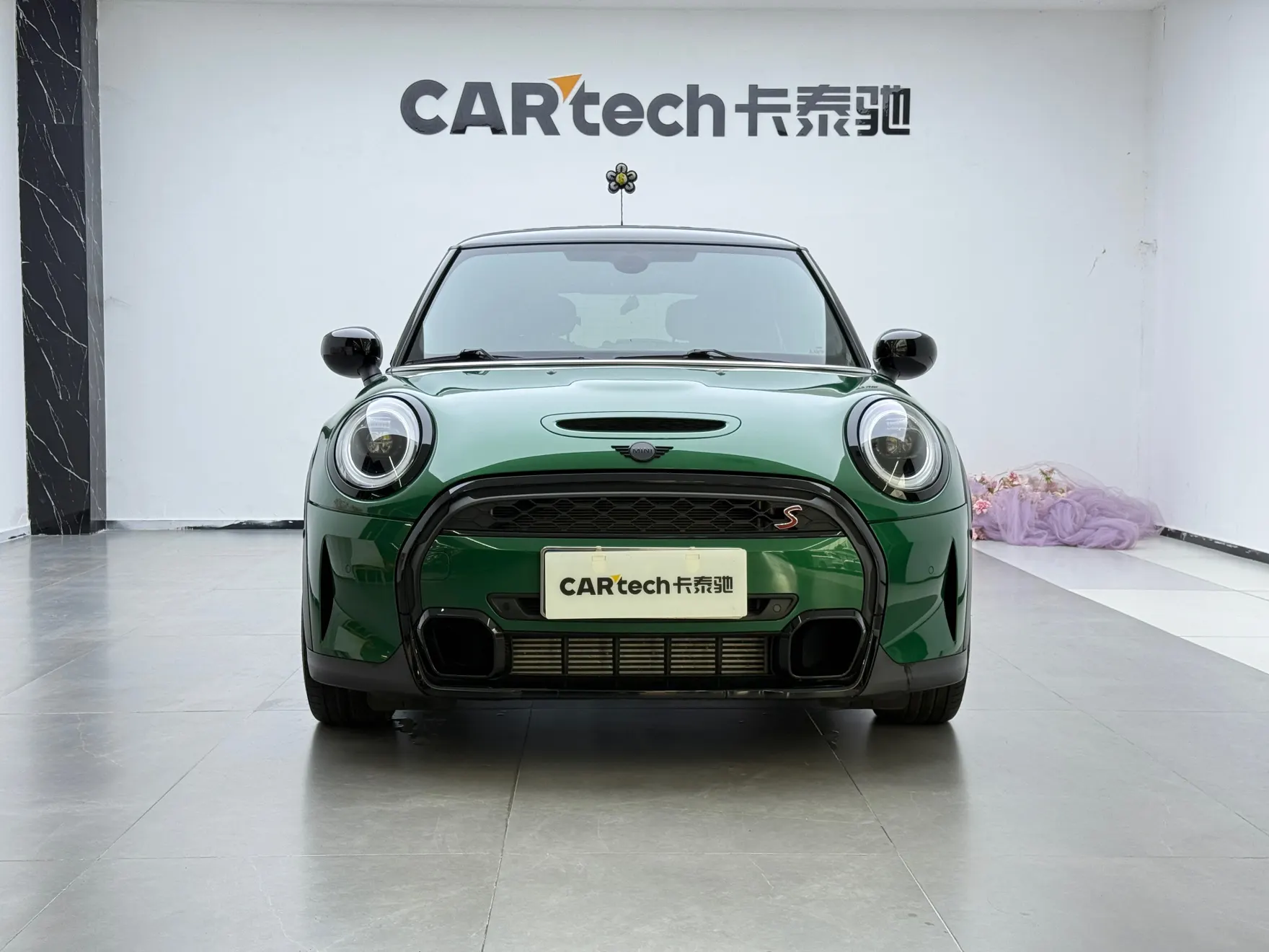 Mini Cooper, 2024 3