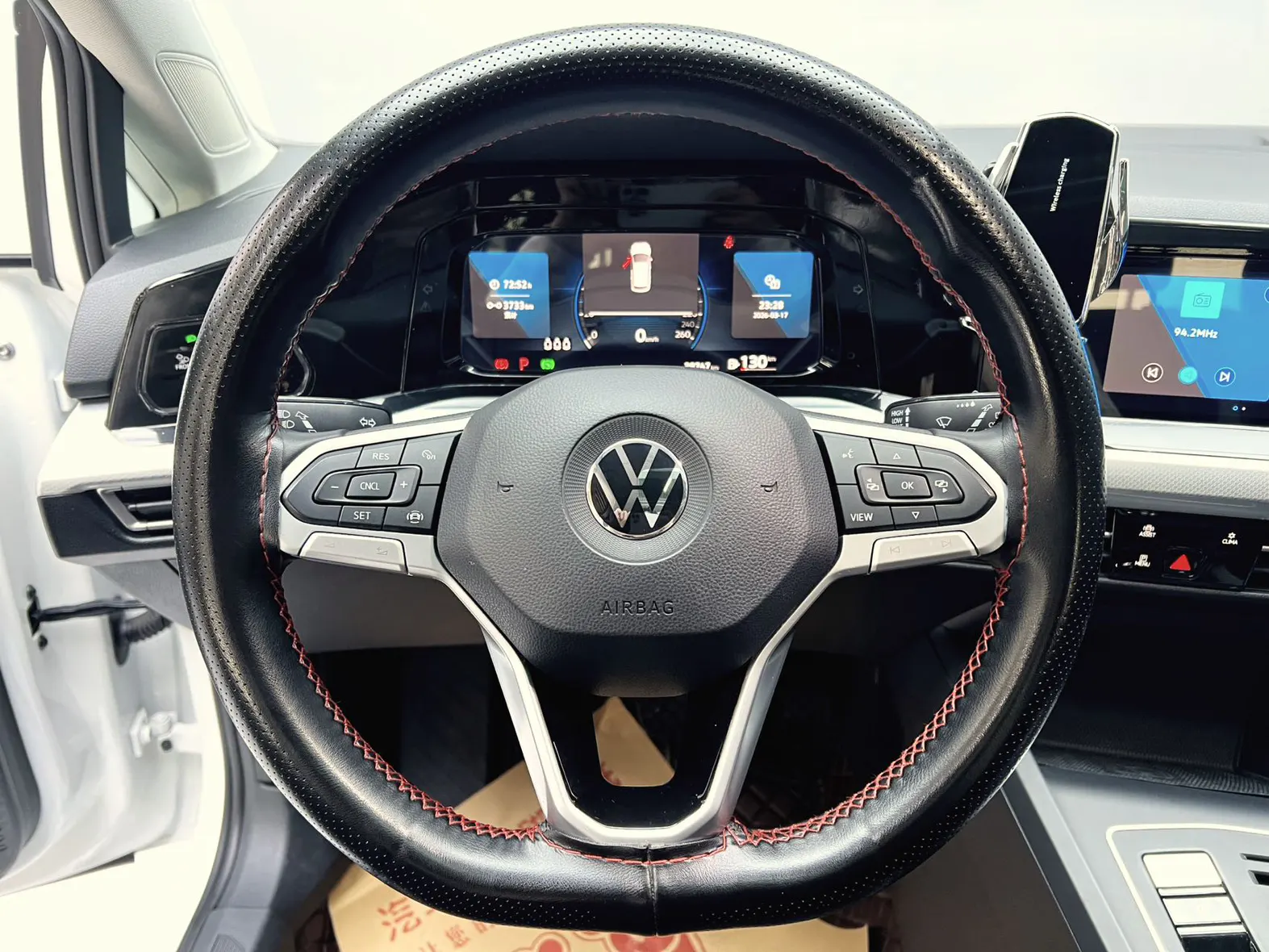 Volkswagen Golf, 2023 2