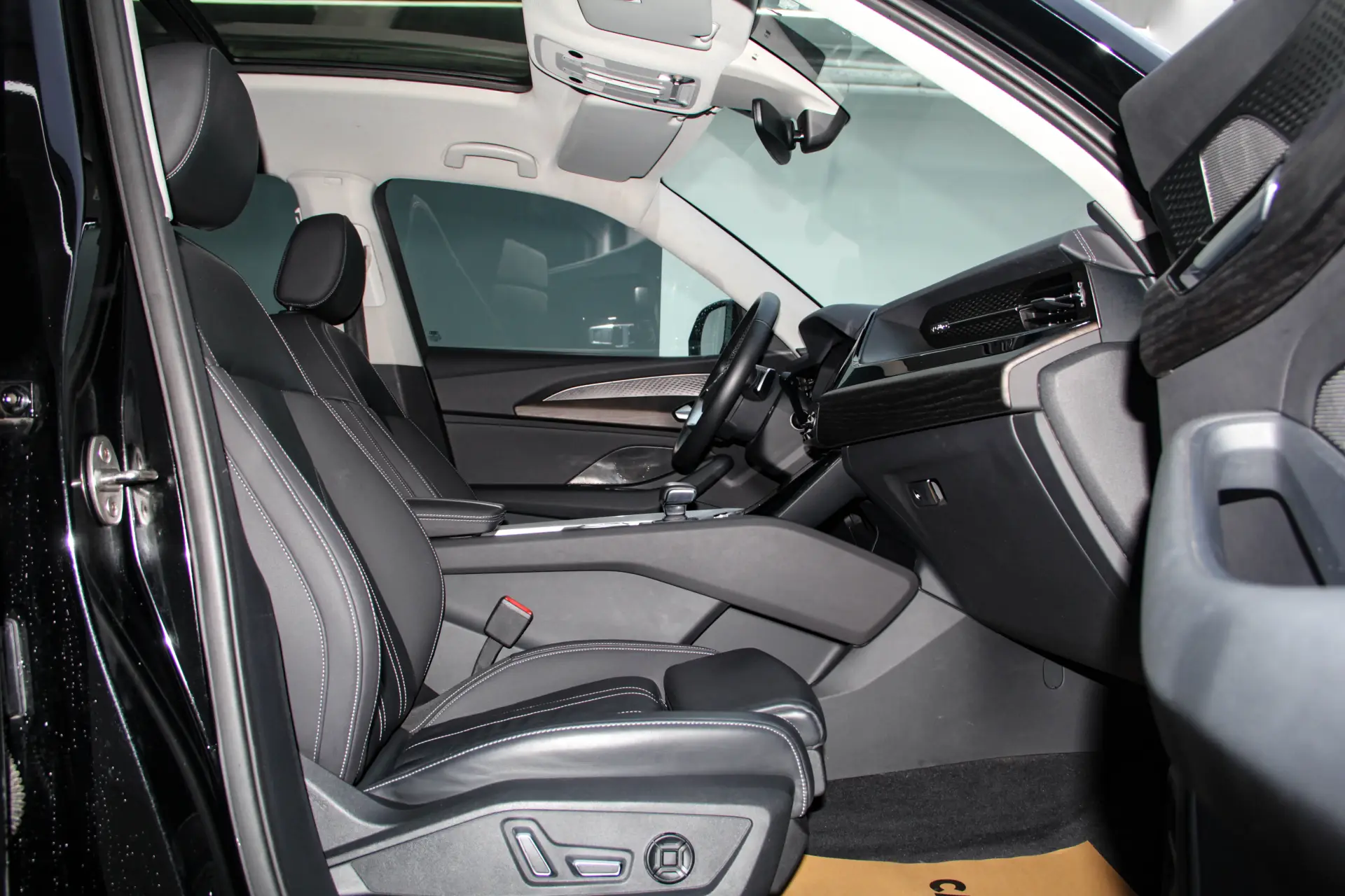 Audi Q6 40 TFSI, 2024 19