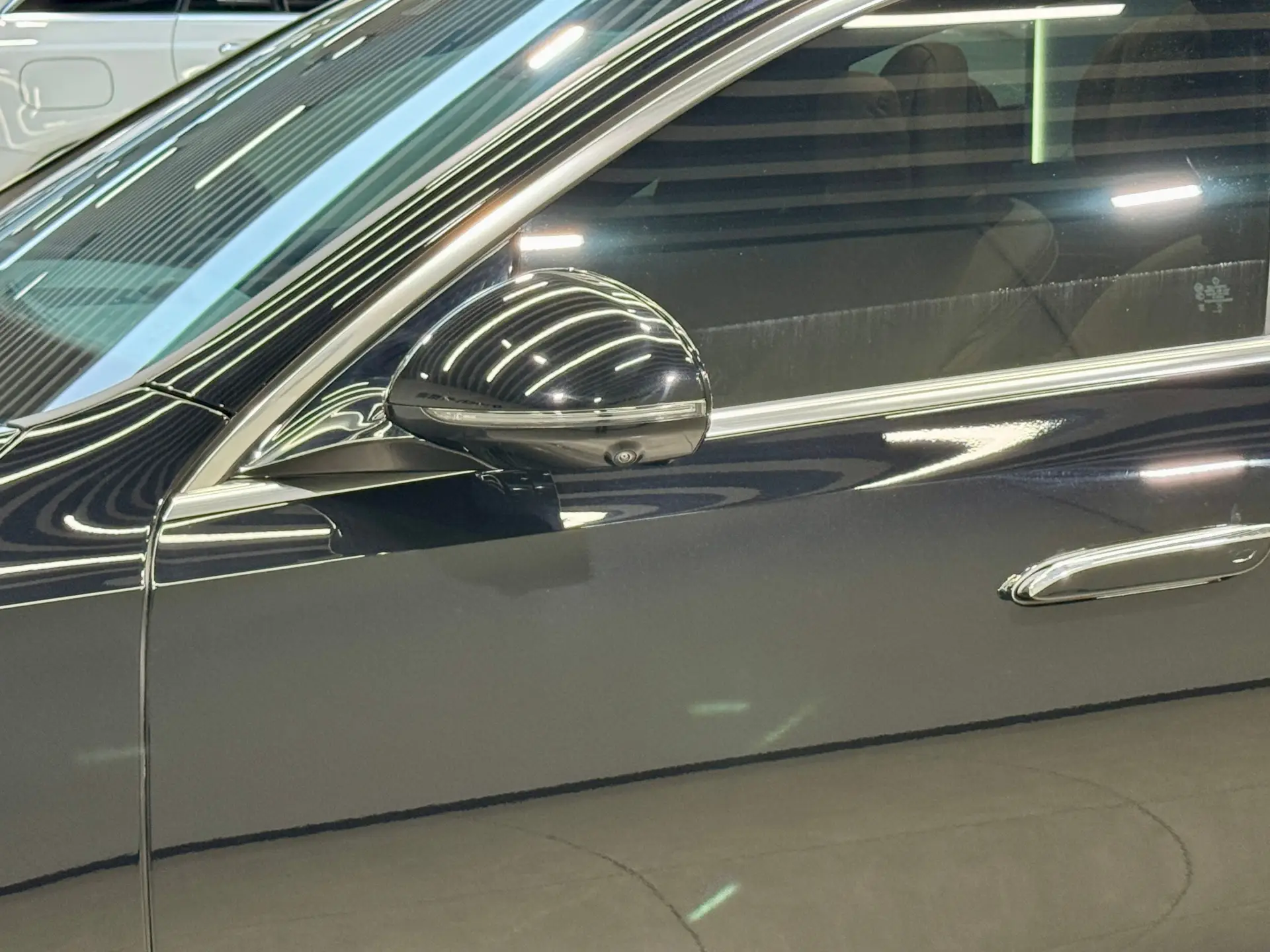 Mercedes-Benz E 300 L, 2024 9