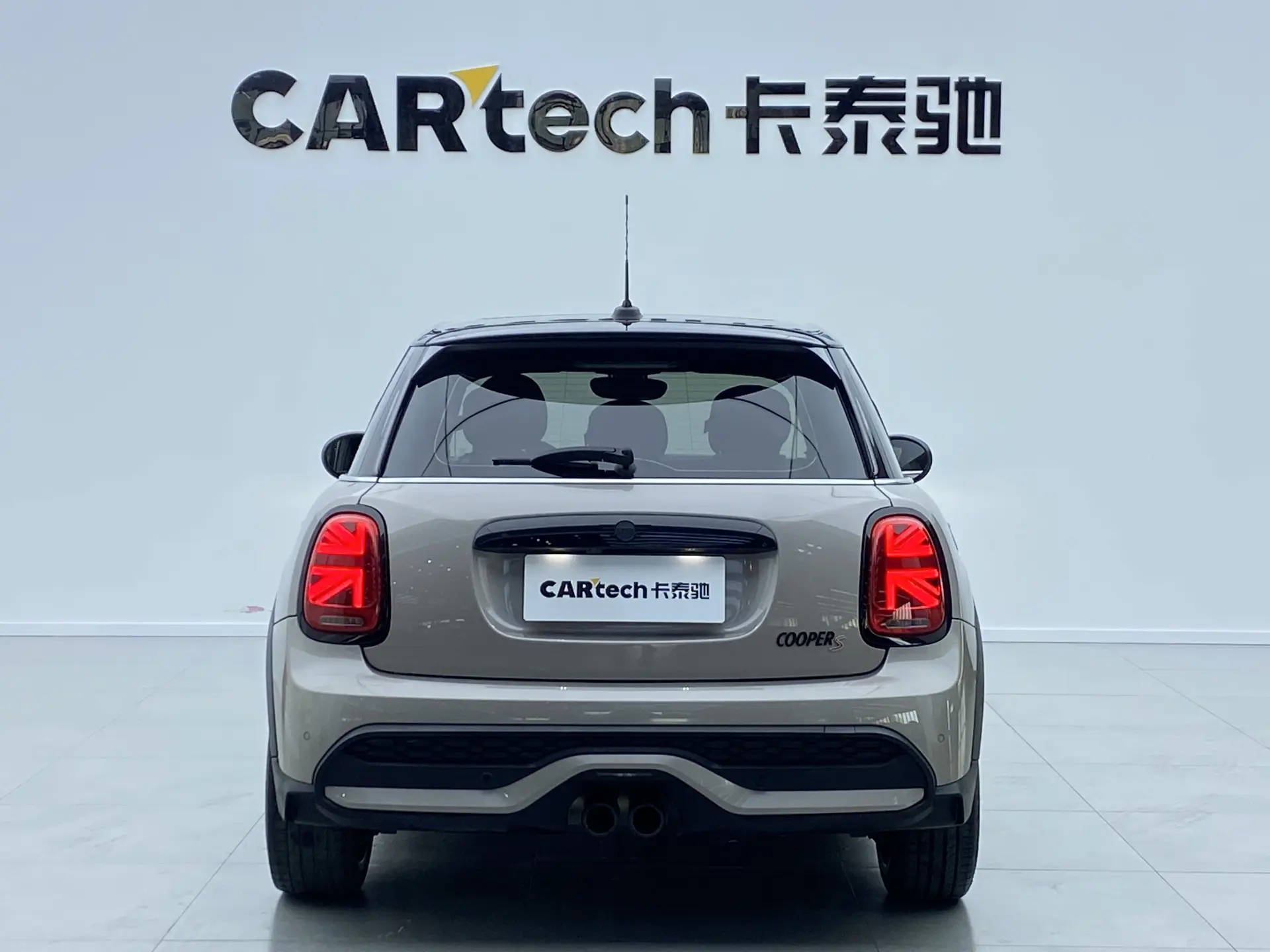 Mini Cooper, 2023 4