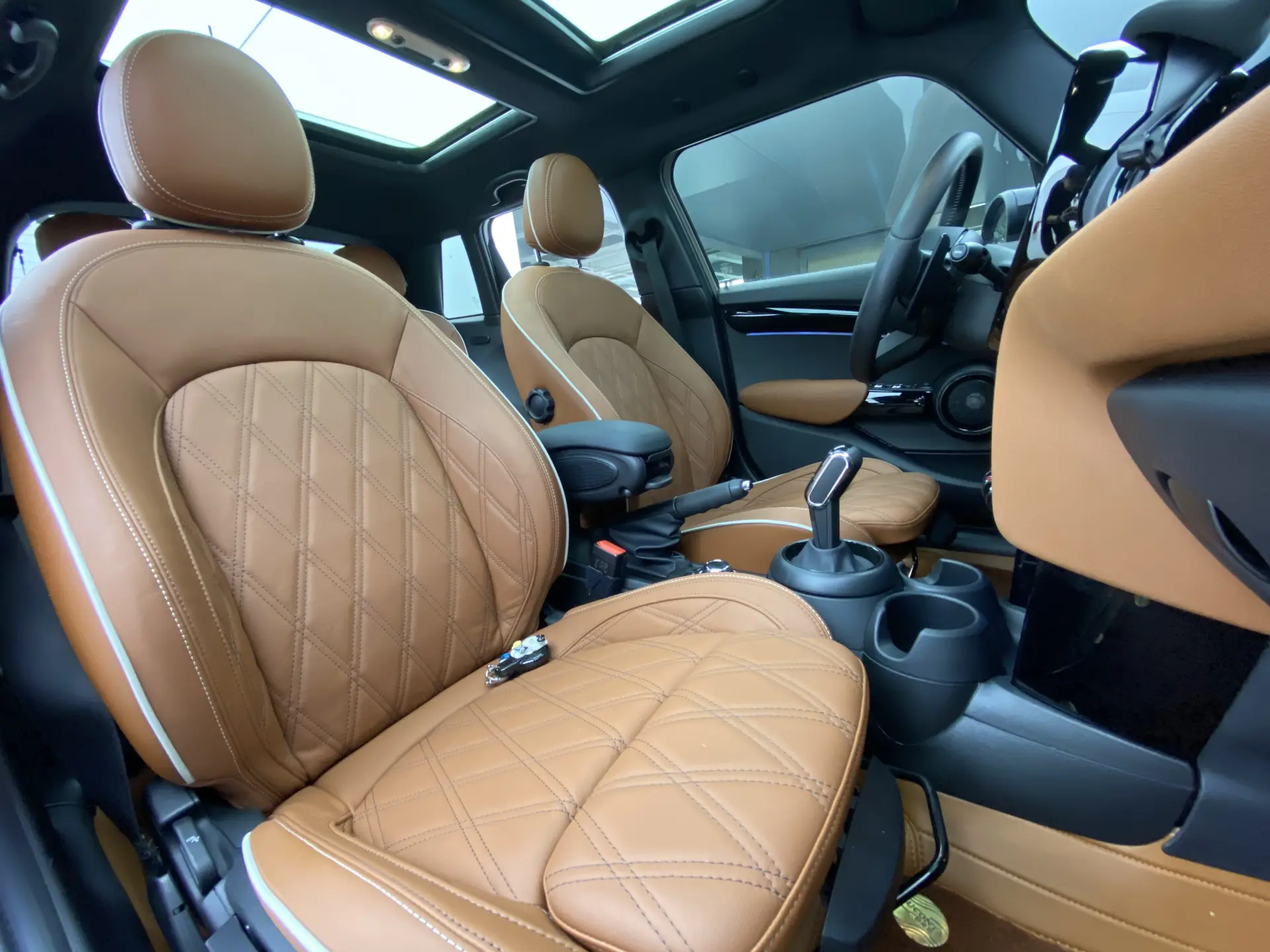 Mini Cooper, 2023 10