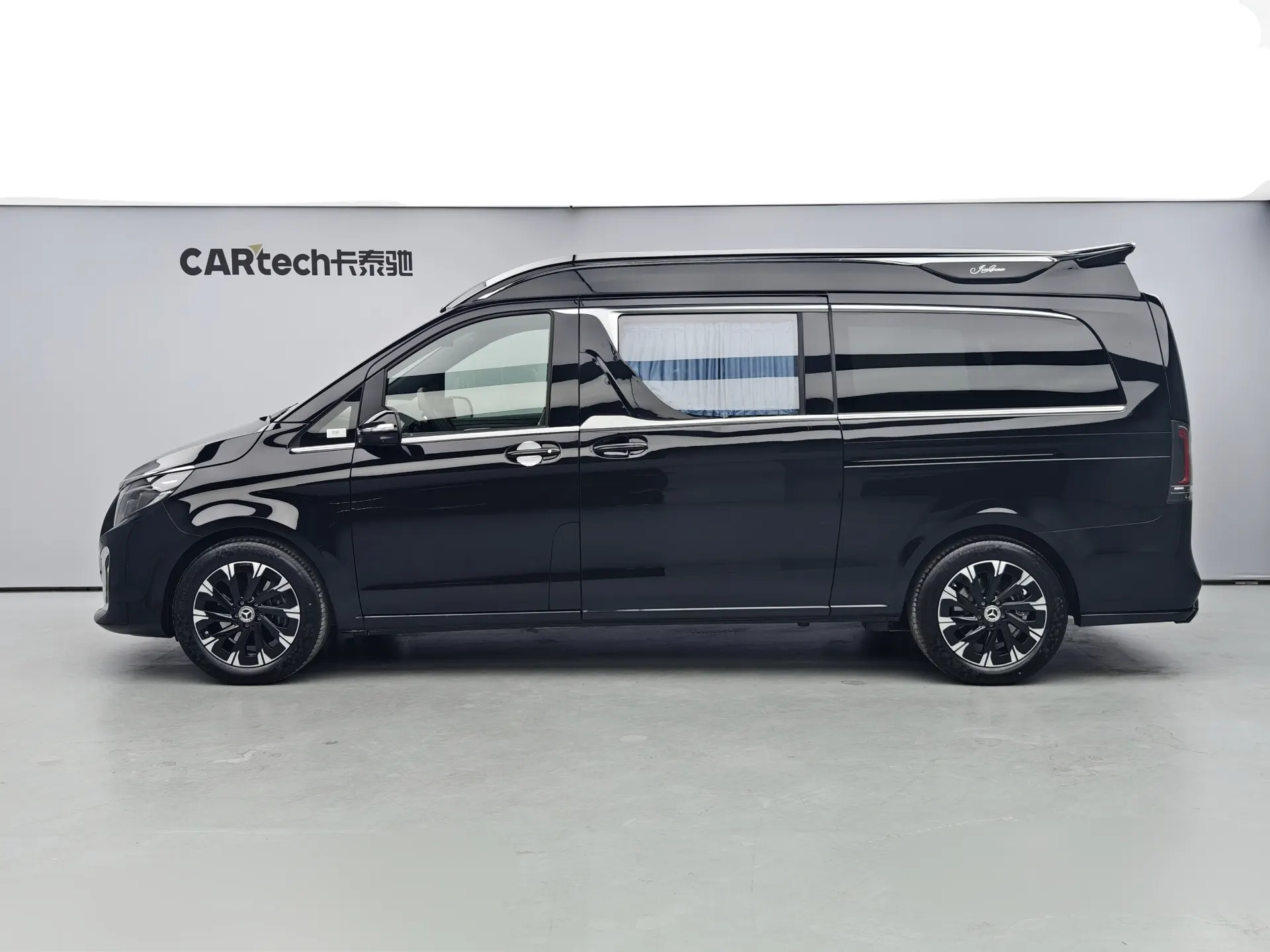 Mercedes-Benz V, 2024 все фото