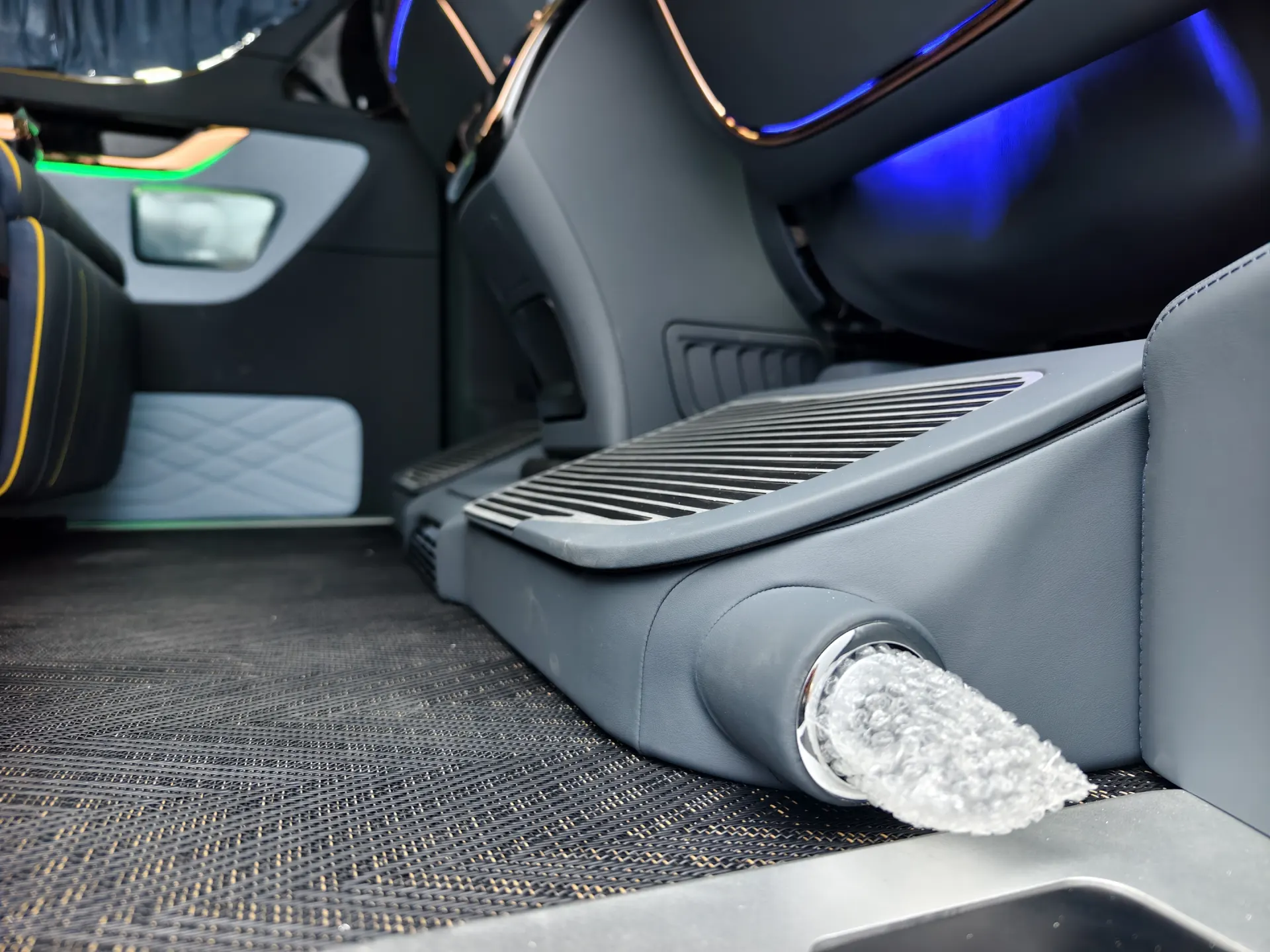 Mercedes-Benz V, 2024 25