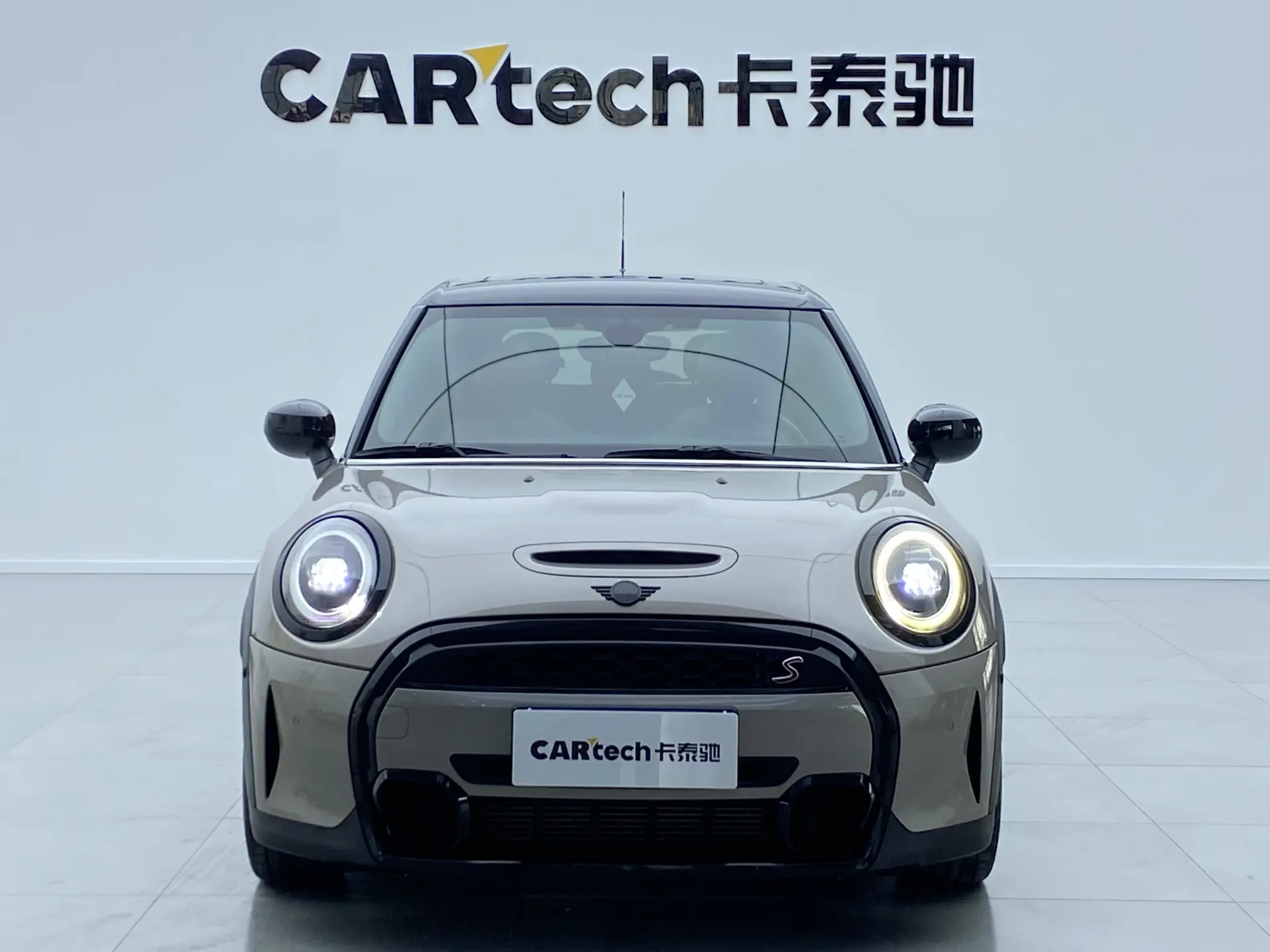 Mini Cooper, 2023 2