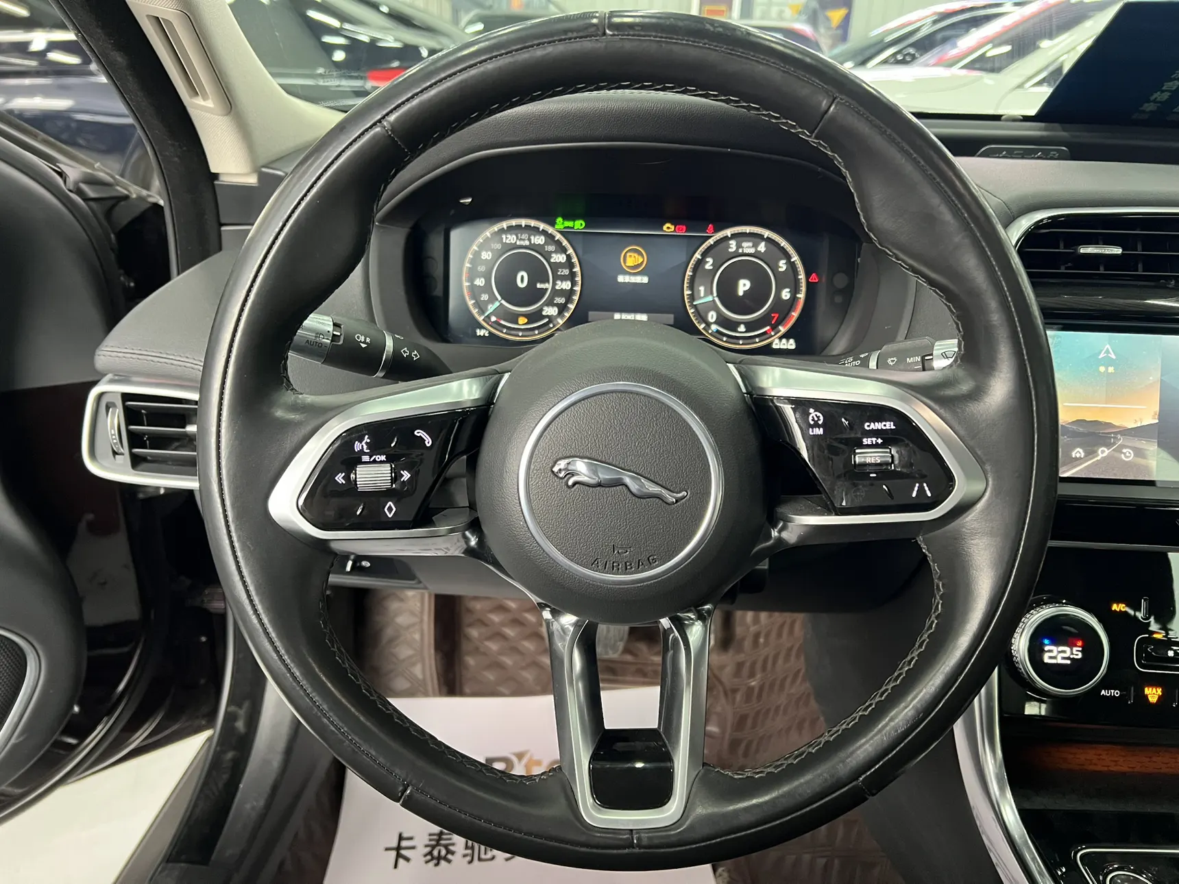Jaguar XEL, 2021 10