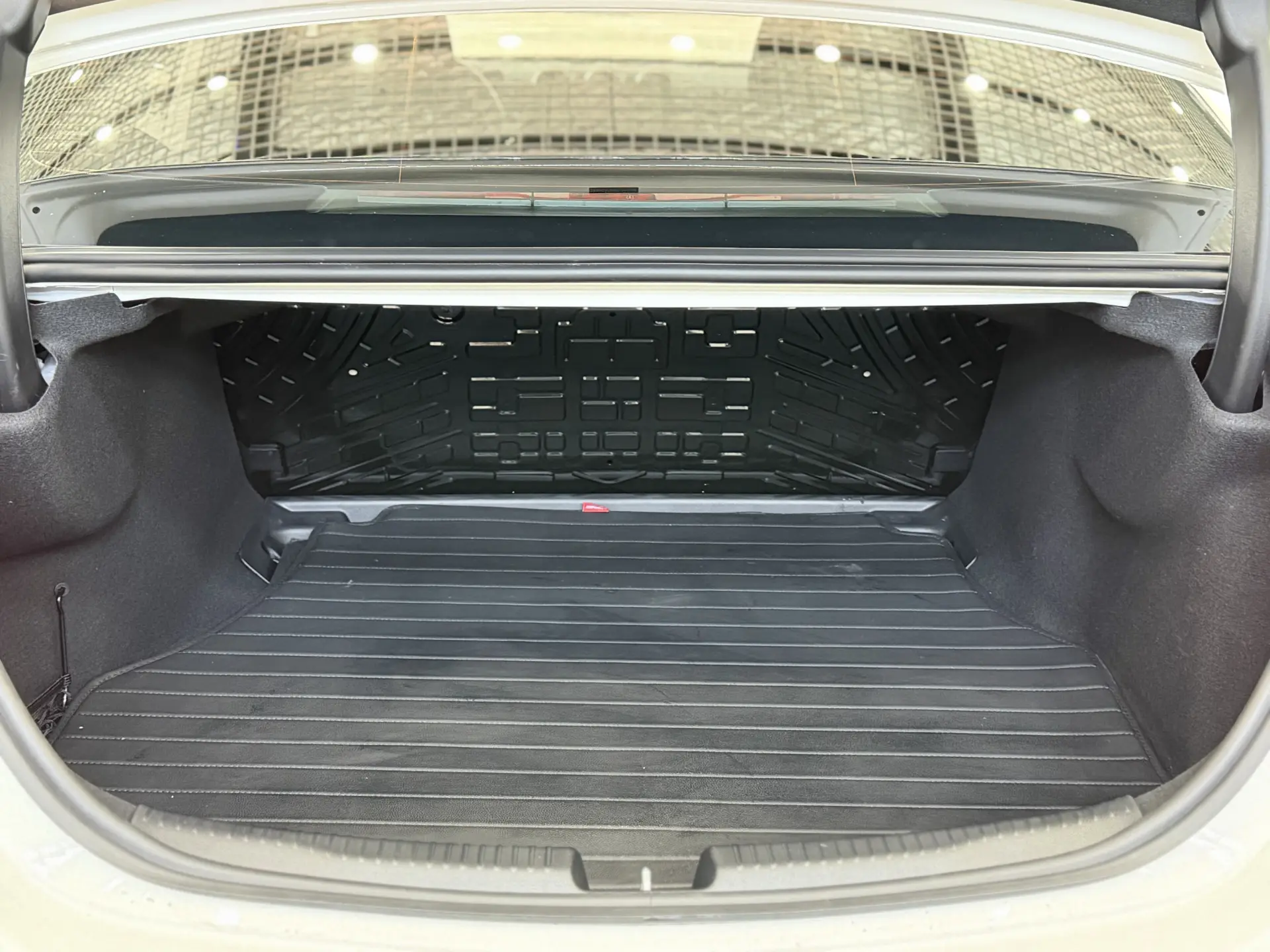 Mercedes-Benz C 260 L, 2024 29