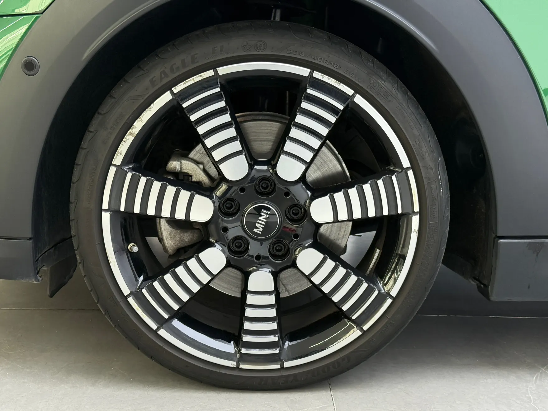 Mini Cooper, 2024 11