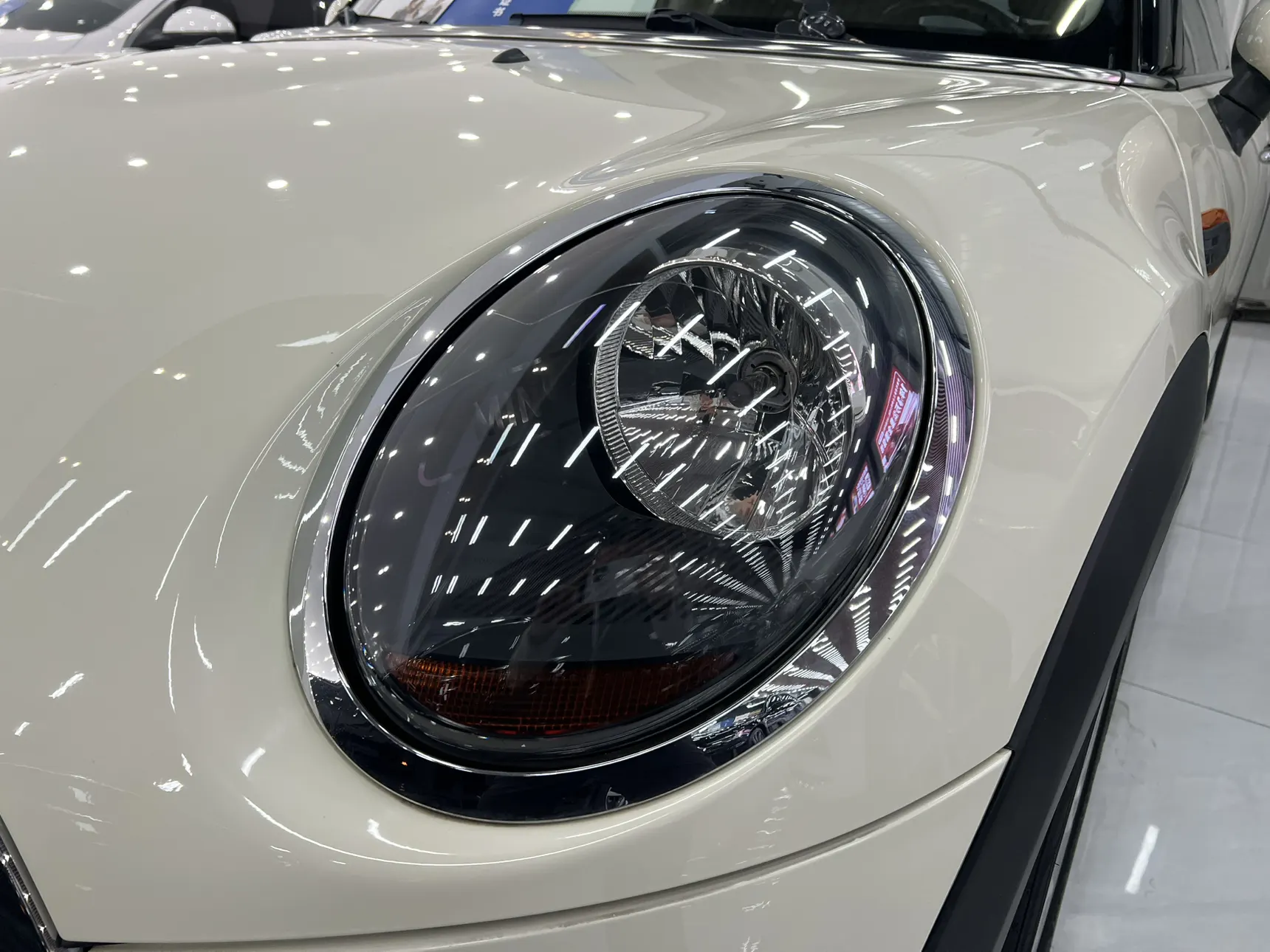 Mini ONE, 2019 10