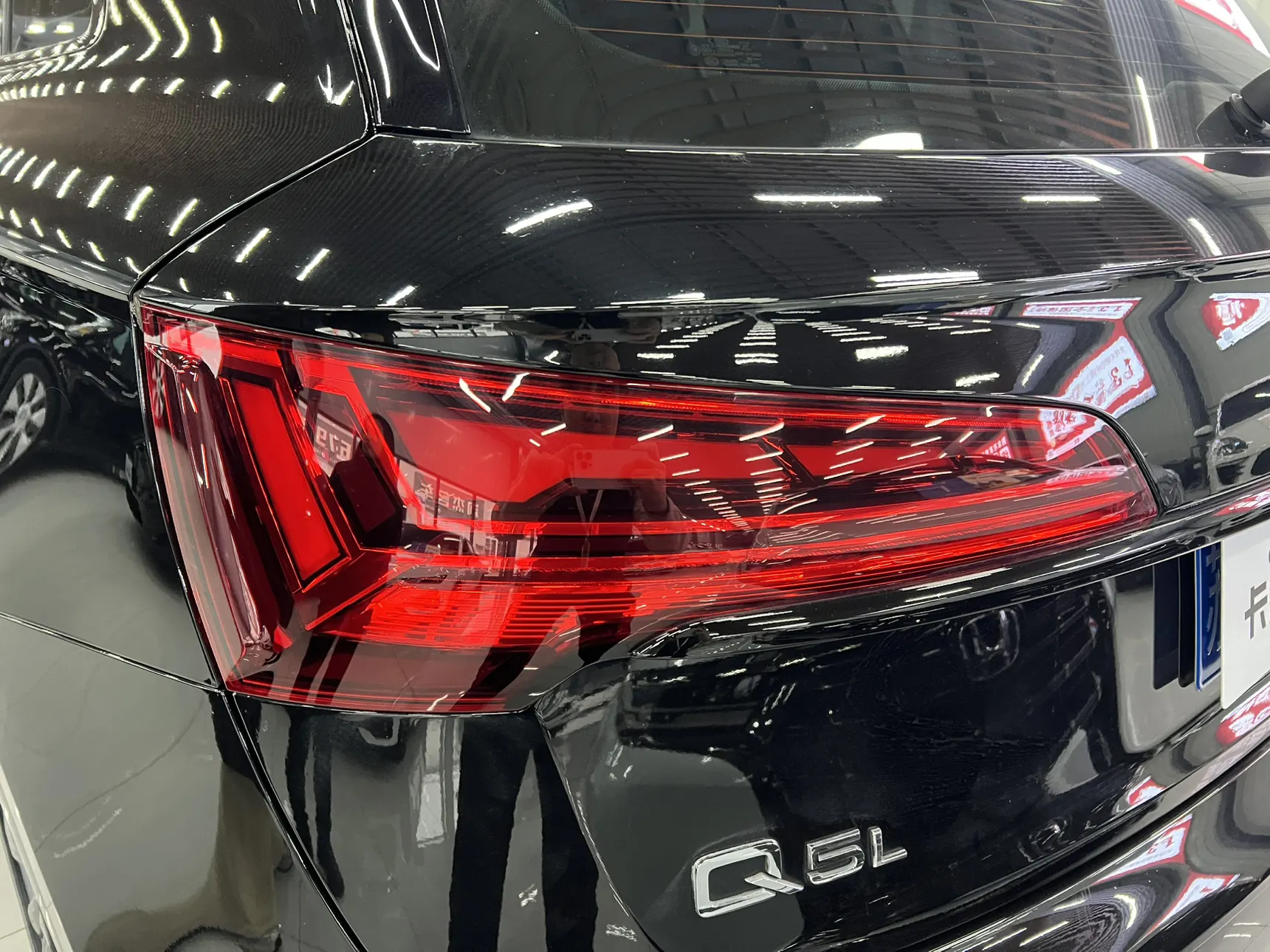 Audi Q5L 40, 2023 11