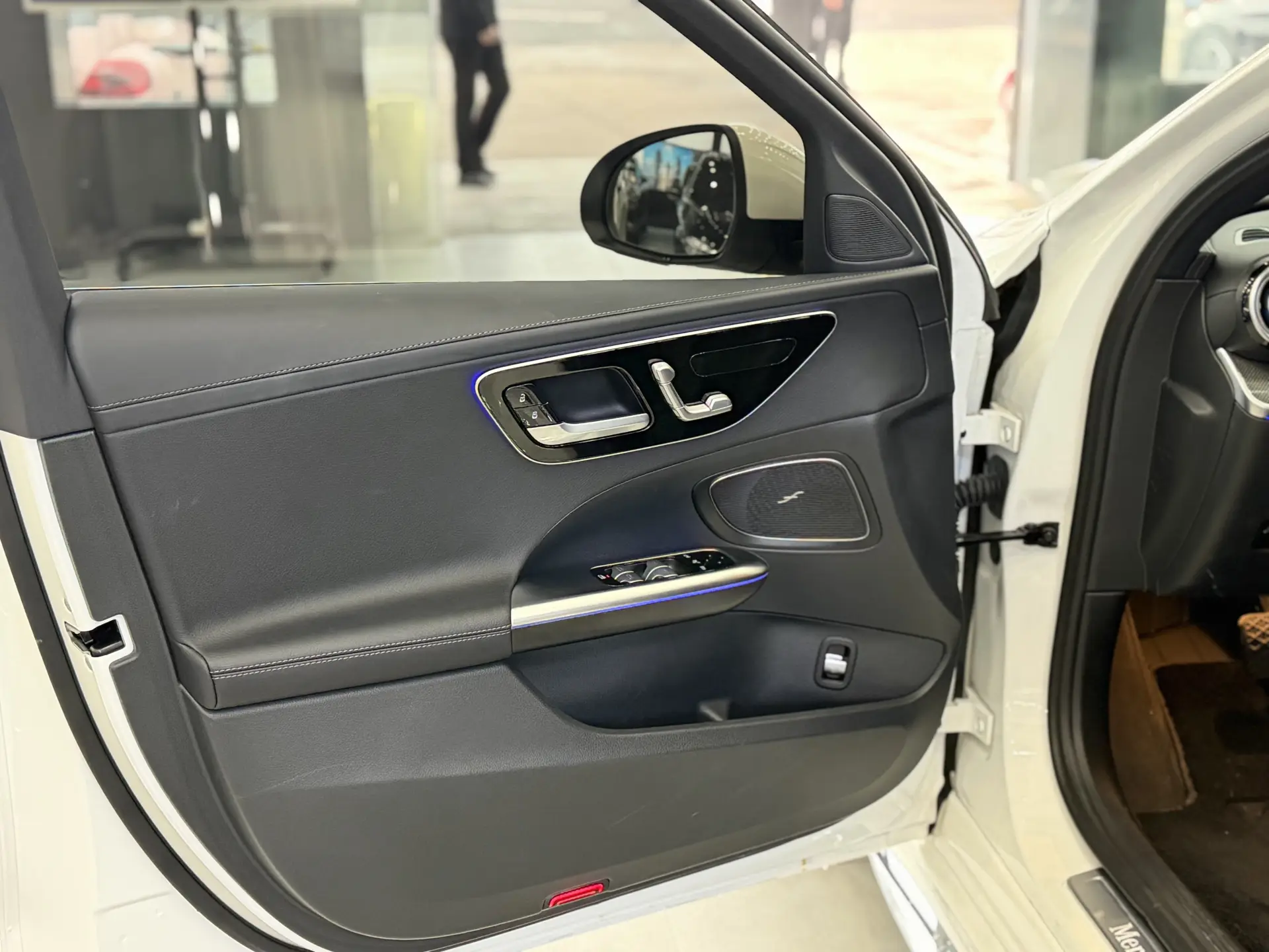 Mercedes-Benz C 260 L, 2024 18