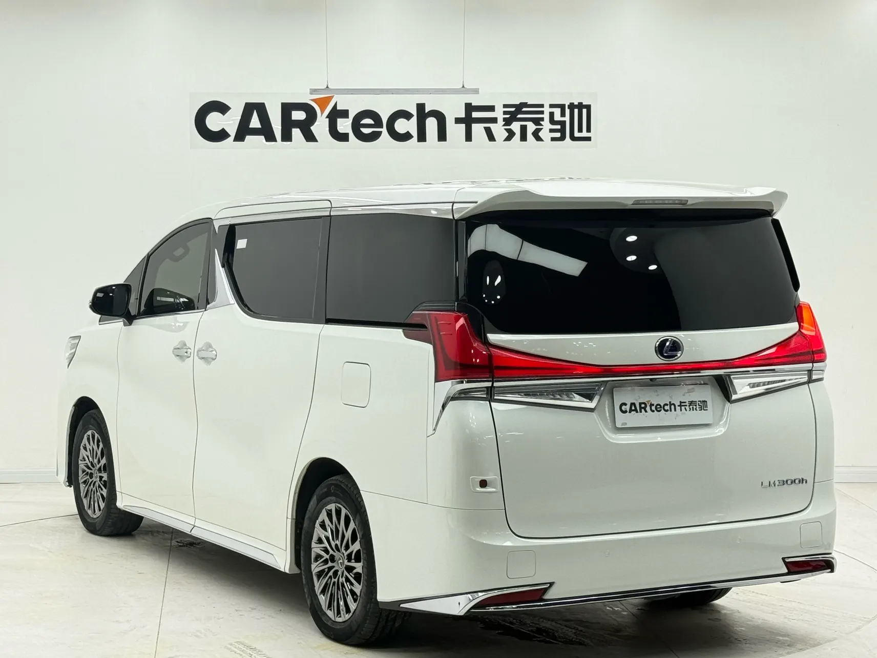 Toyota Alphard, 2019 7