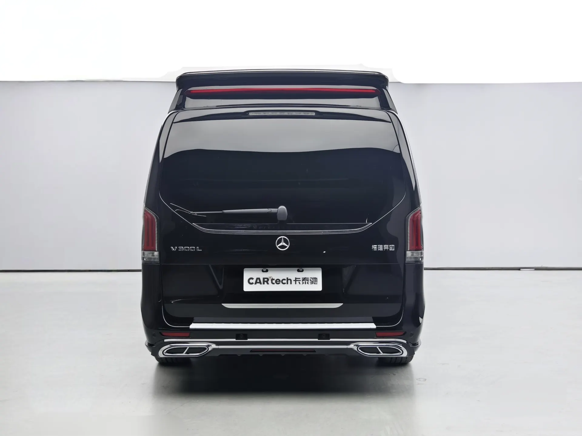Mercedes-Benz V, 2024 4