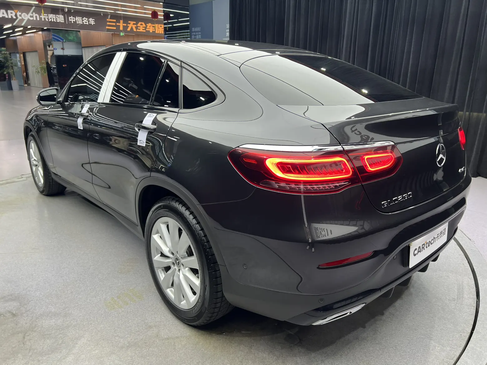Mercedes-Benz GLC 260 4MATIC, 2020 11