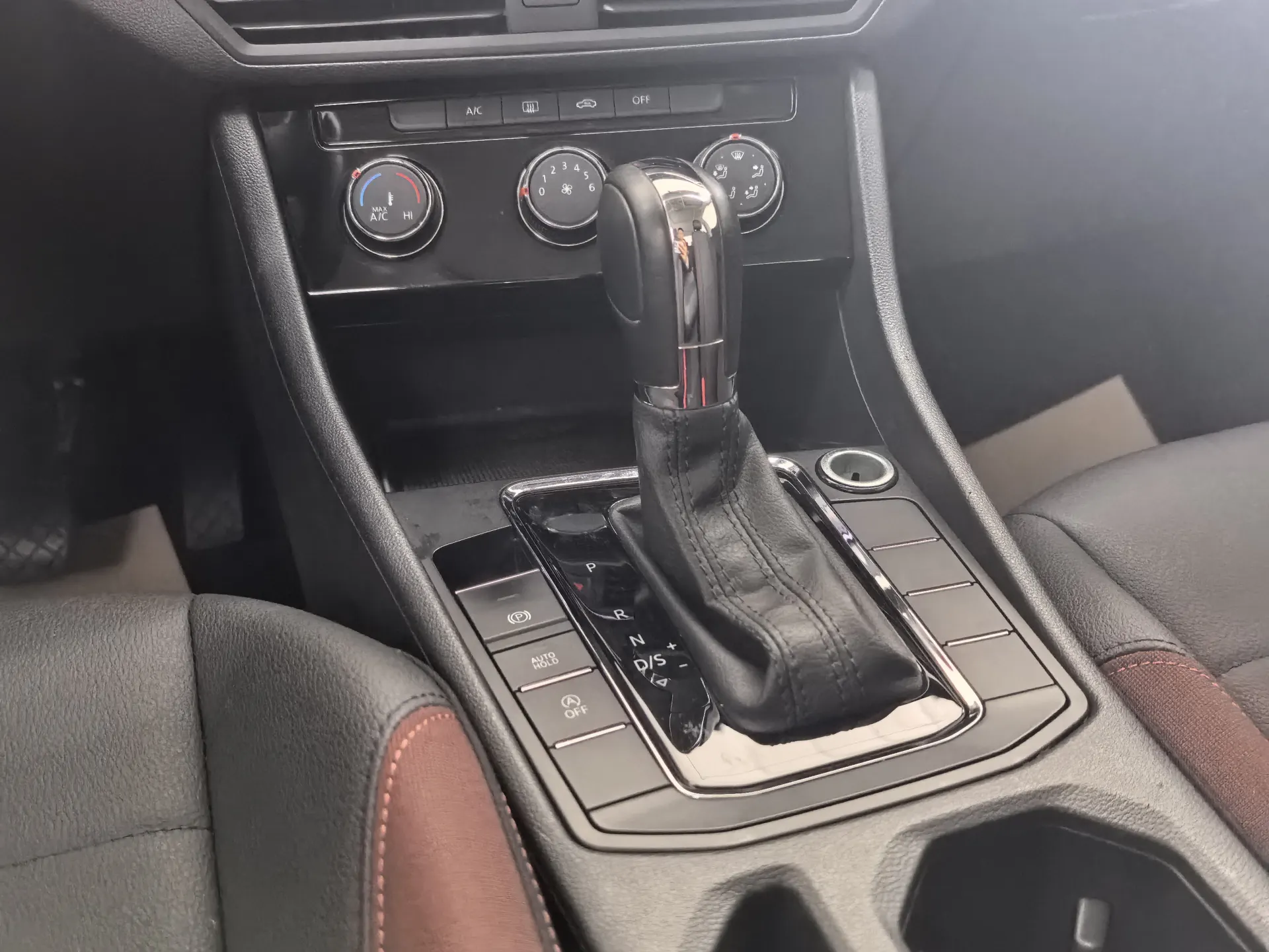 Volkswagen Bora, 2021 16