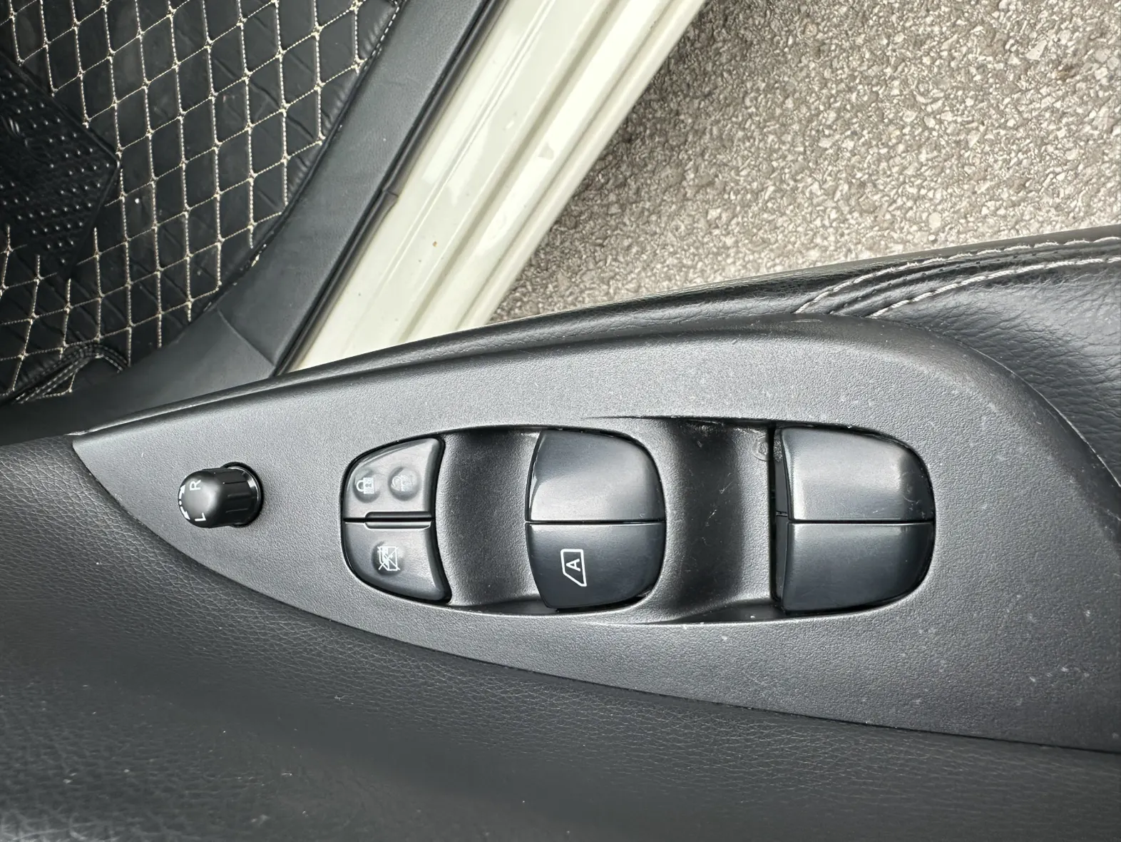 Nissan Tiida, 2021 13