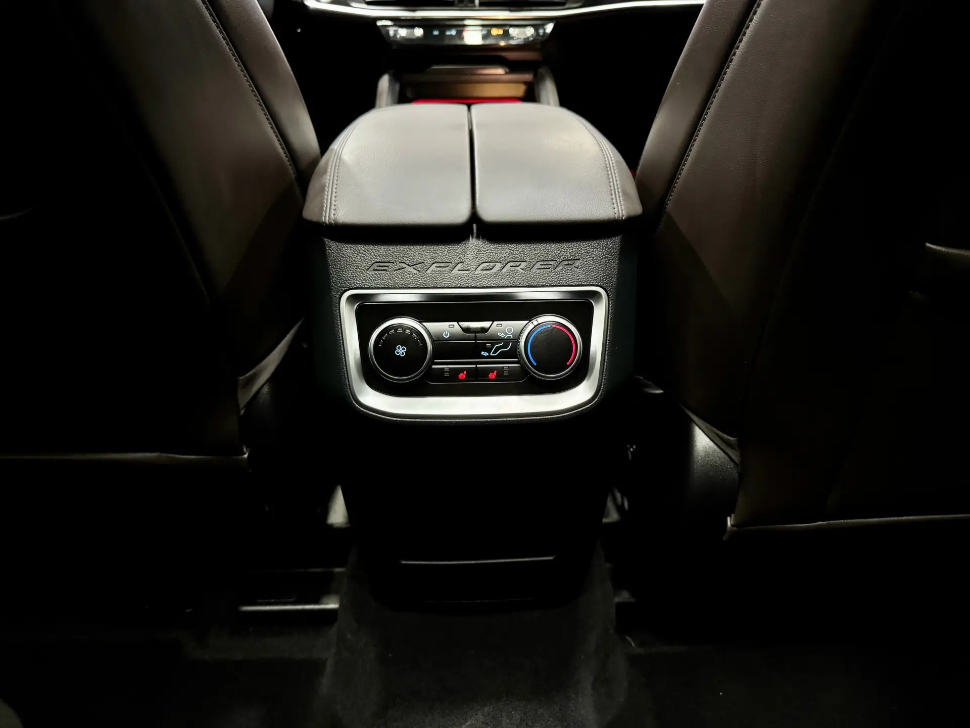 Ford Explorer, 2026 26