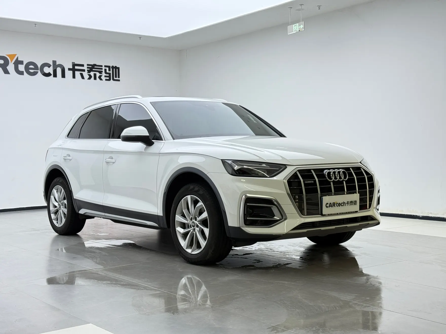 Audi Q5L 40, 2024 2