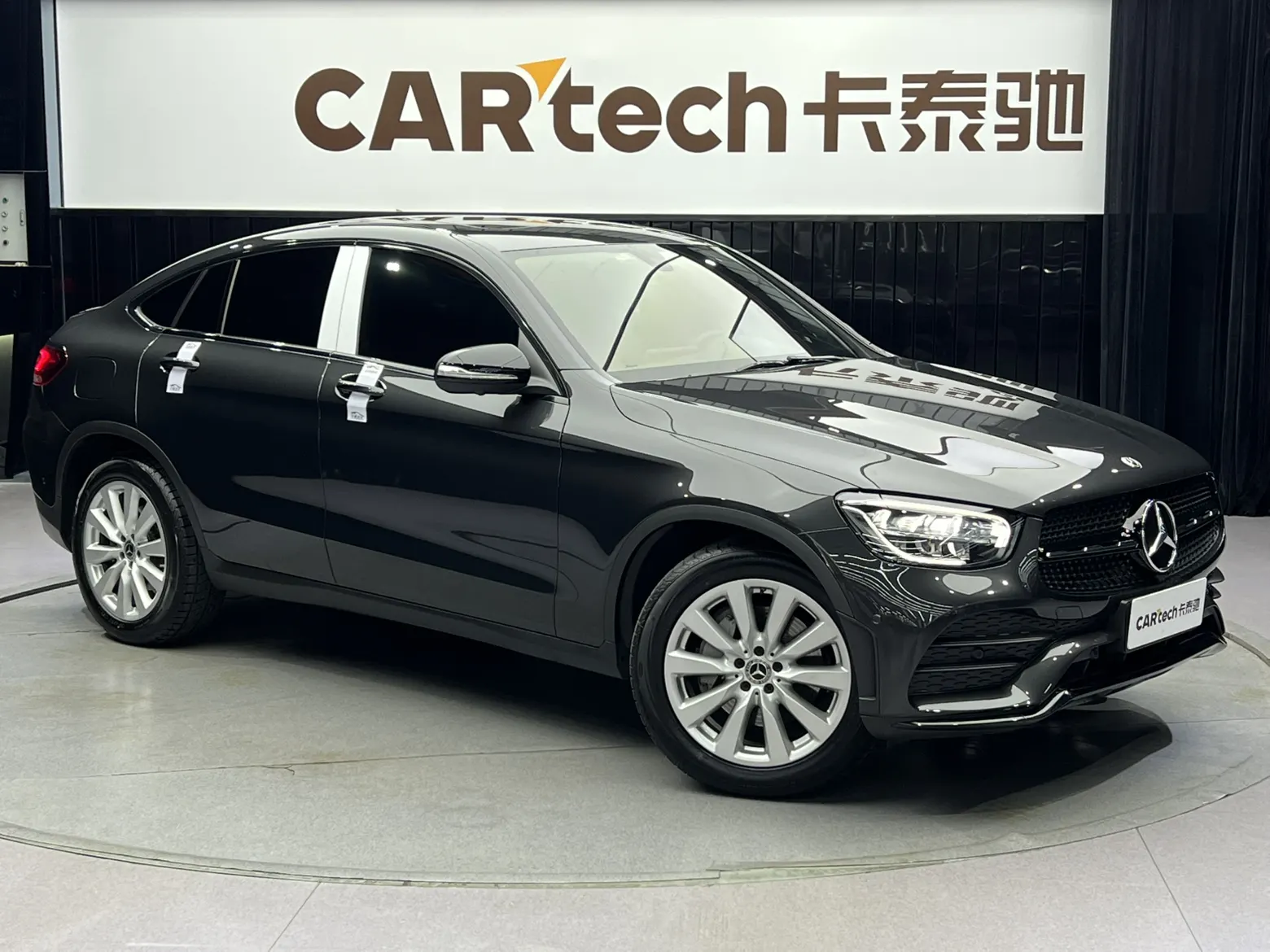 Mercedes-Benz GLC 260 4MATIC, 2020 2