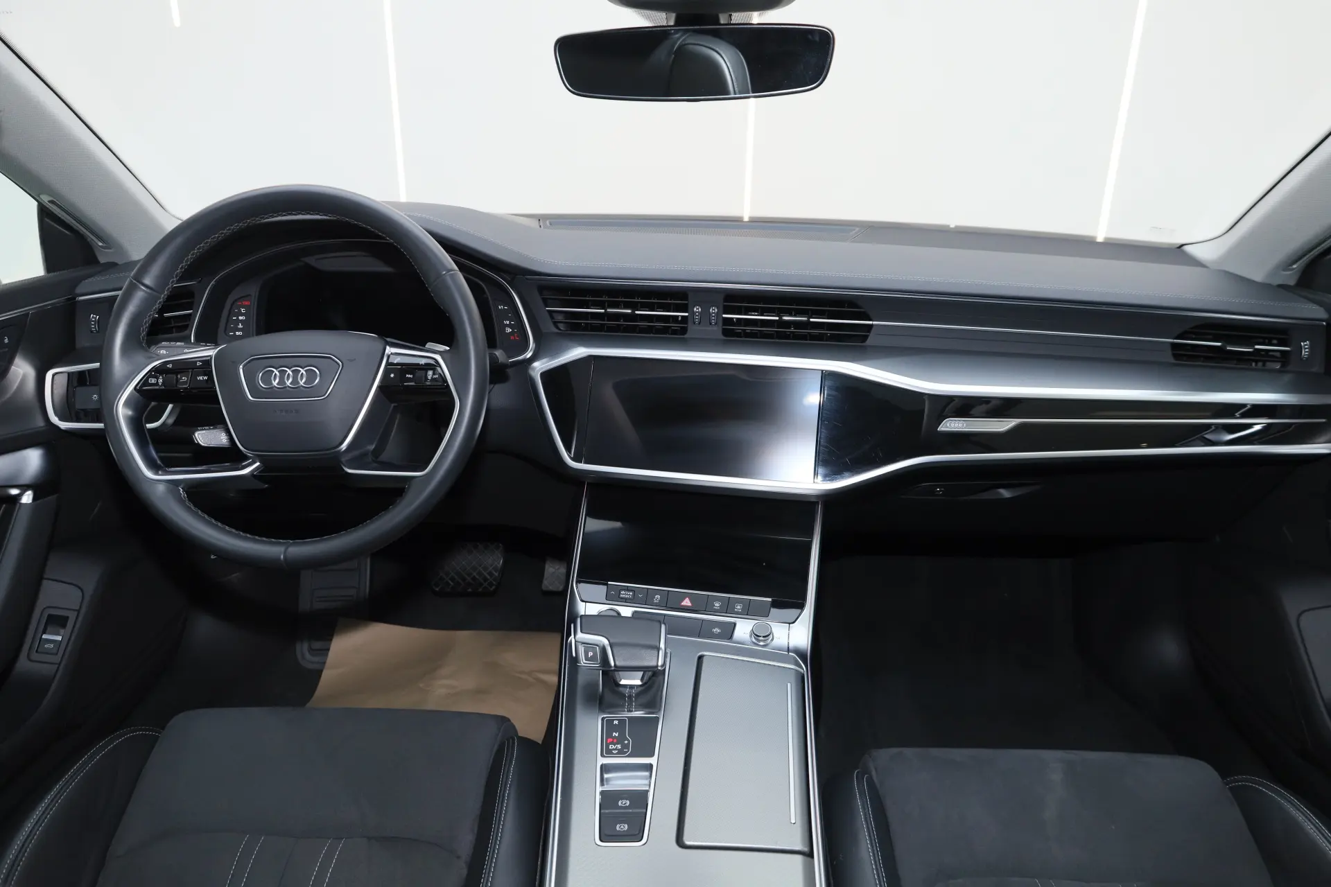 Audi A7L 45 TFSI, 2024 29