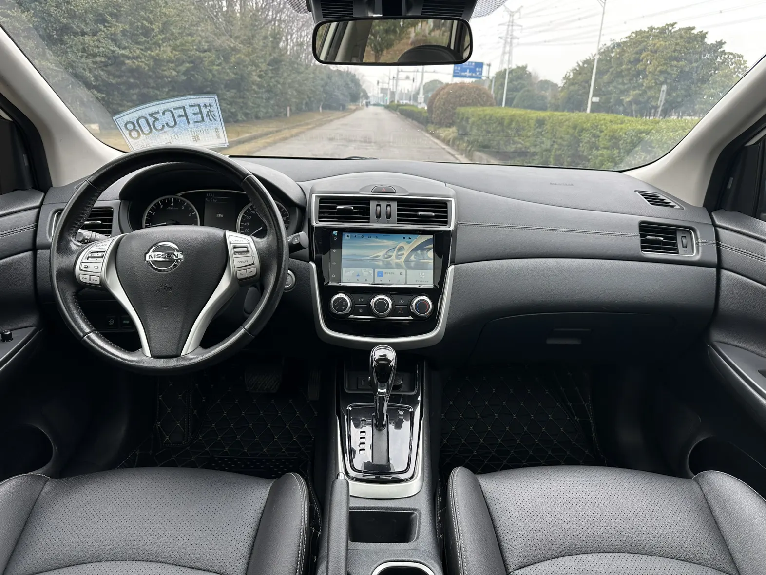 Nissan Tiida, 2021 8