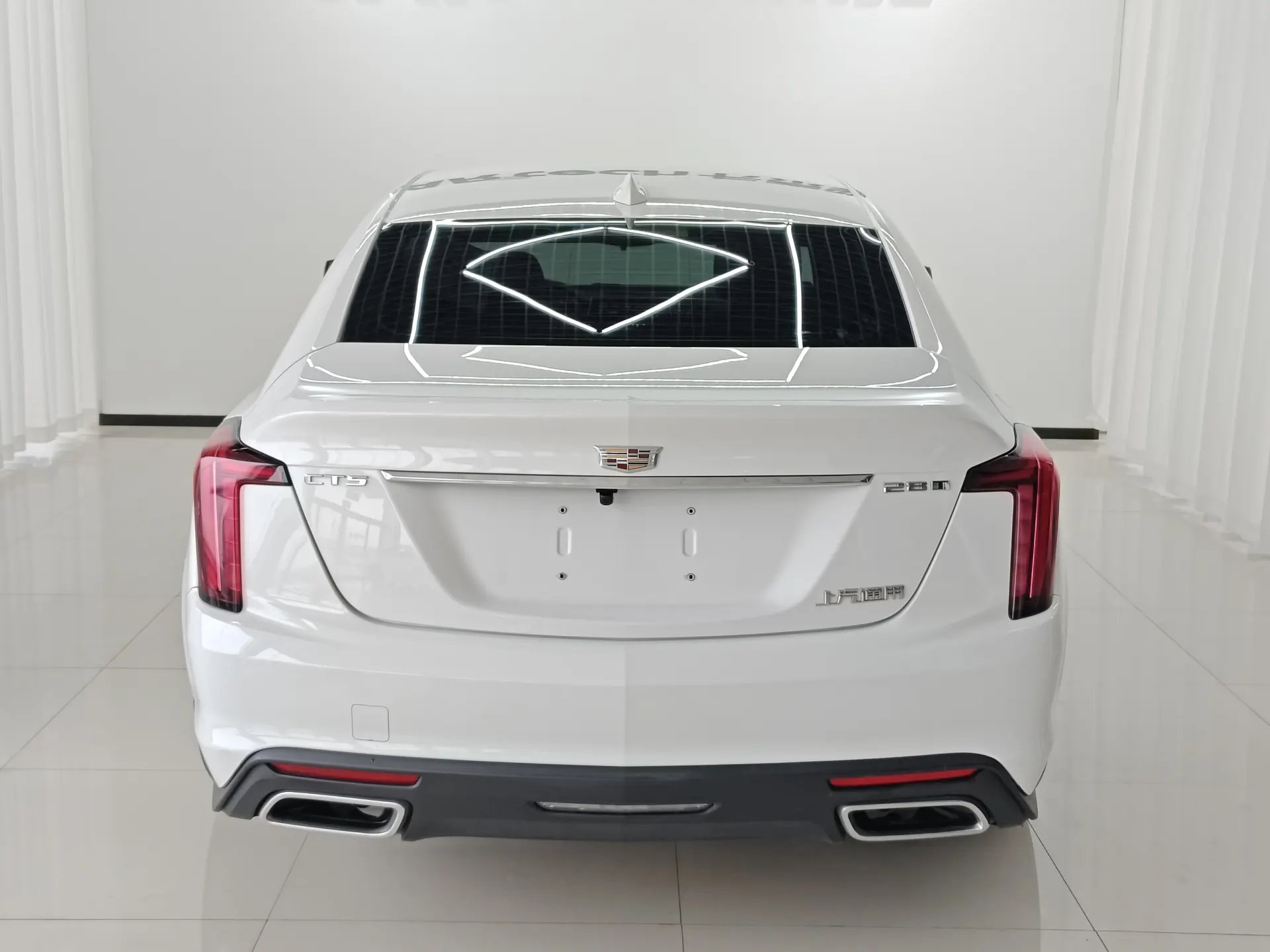 Cadillac CT5, 2021 все фото