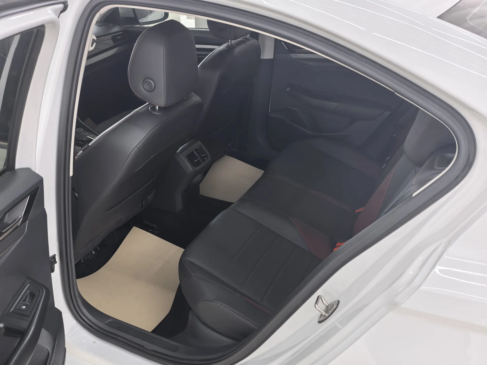 Volkswagen Bora, 2021 15