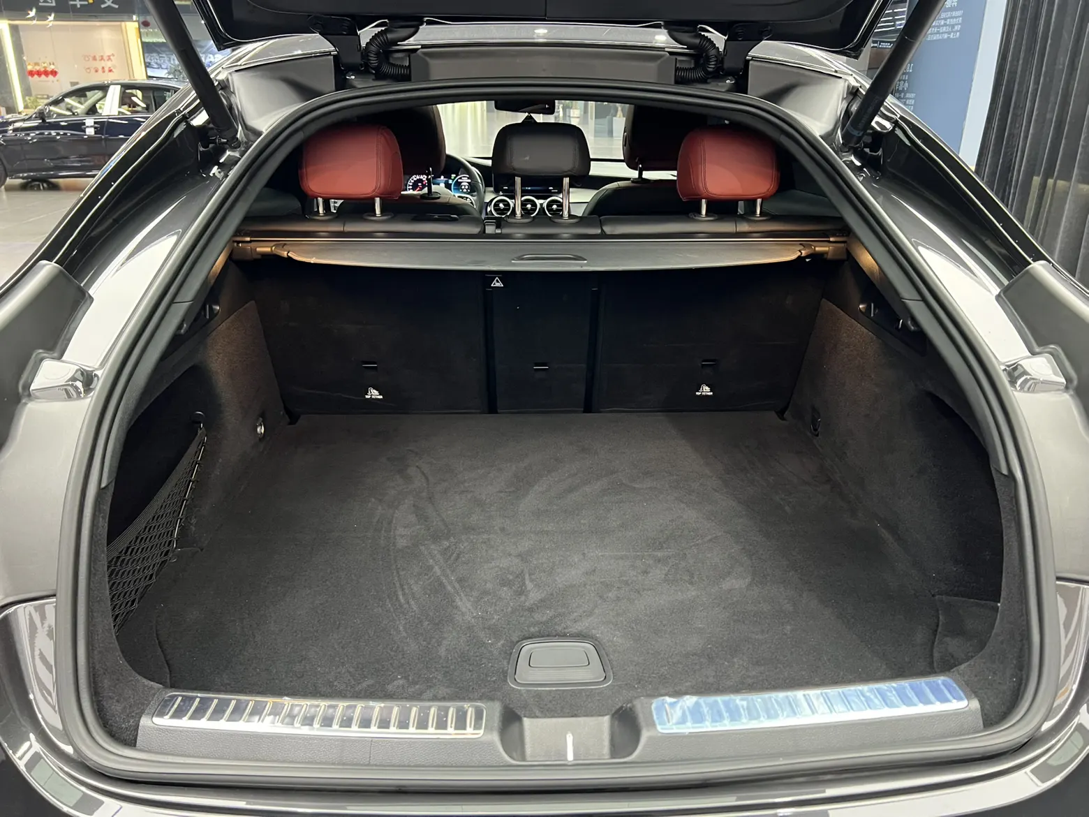 Mercedes-Benz GLC 260 4MATIC, 2020 13