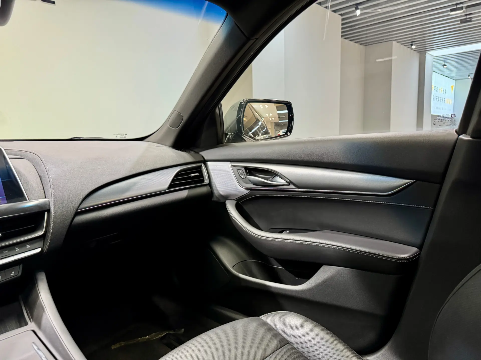 Cadillac CT5, 2023 22