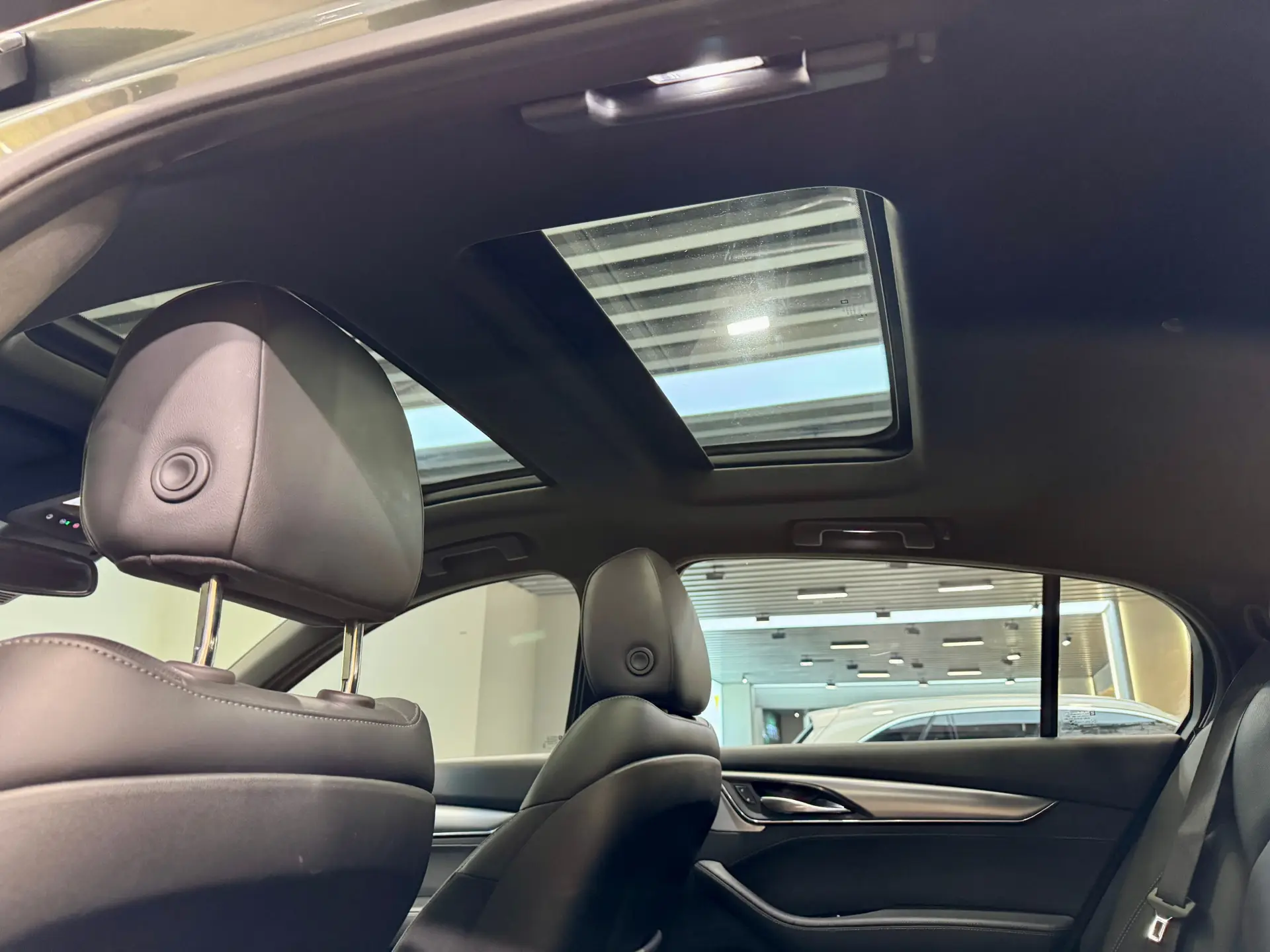 Cadillac CT5, 2023 28