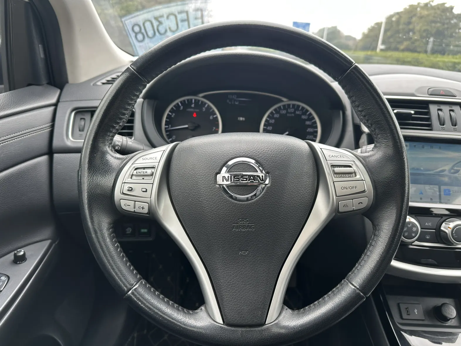 Nissan Tiida, 2021 9