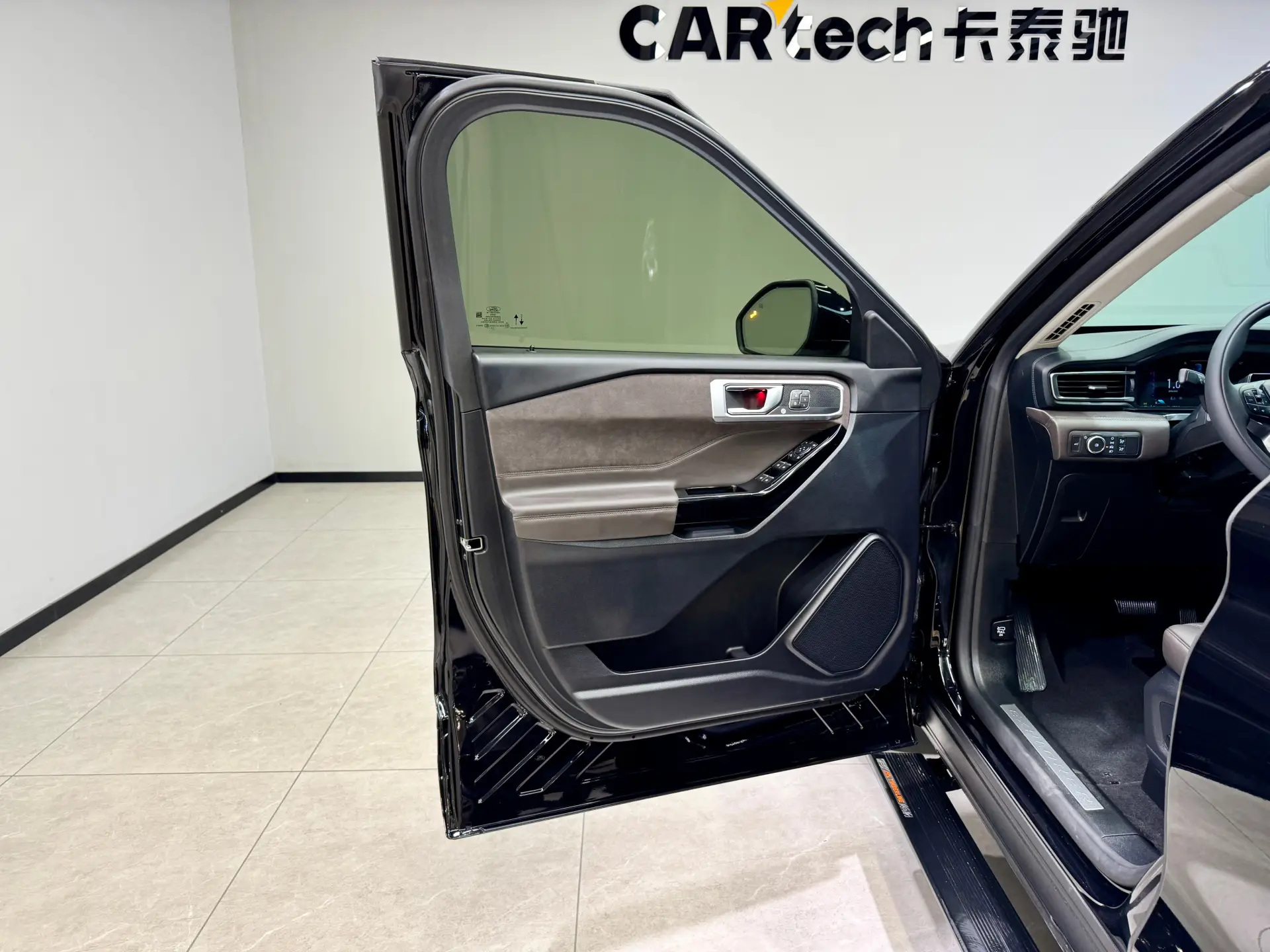 Ford Explorer, 2026 12