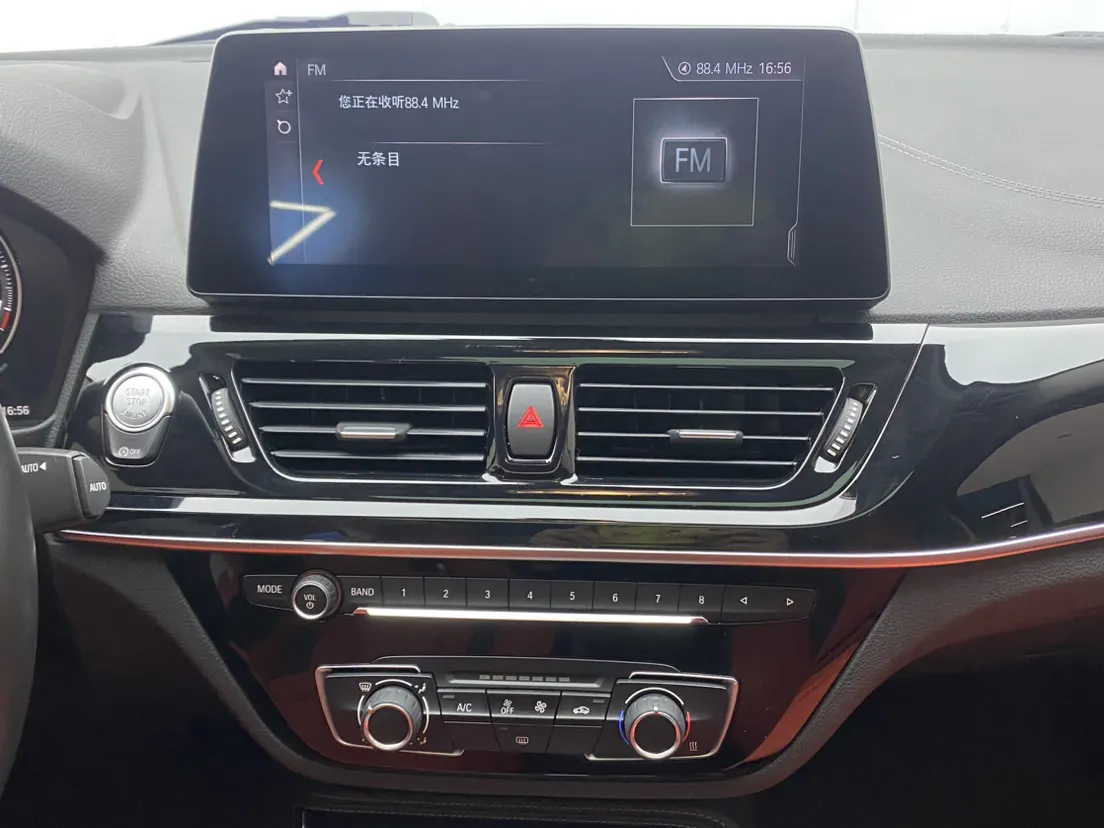 BMW 125i, 2023 27