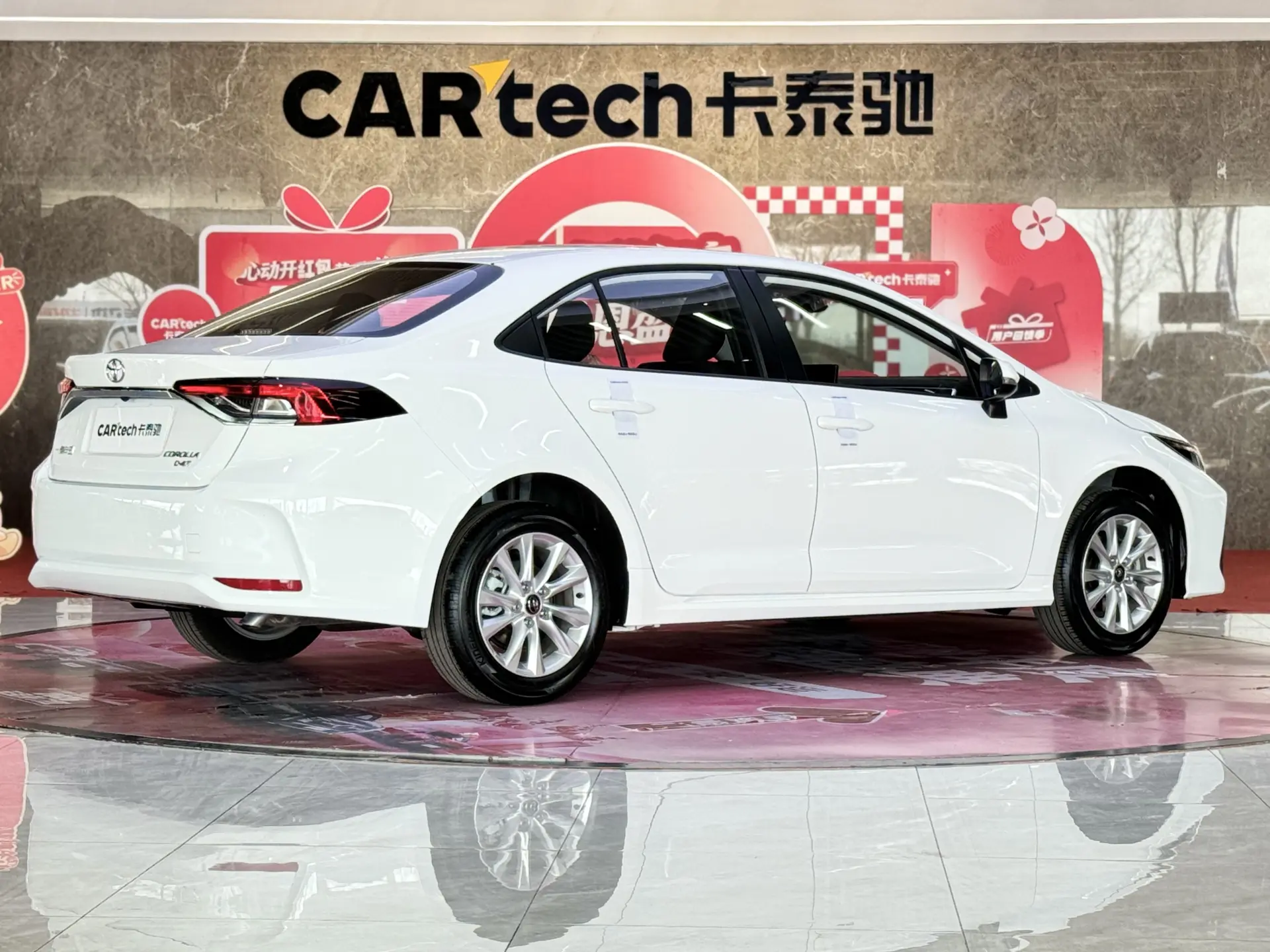 Toyota Corolla, 2025 все фото