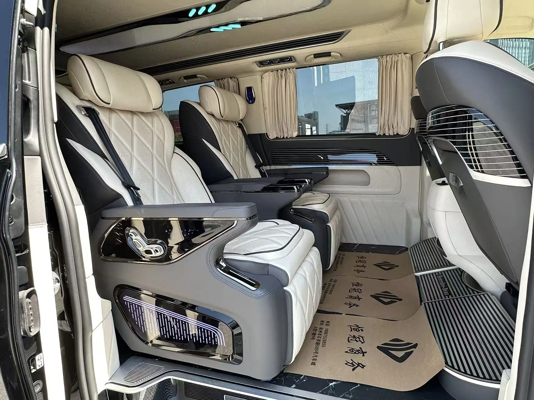 Mercedes-Benz Vito, 2025 11