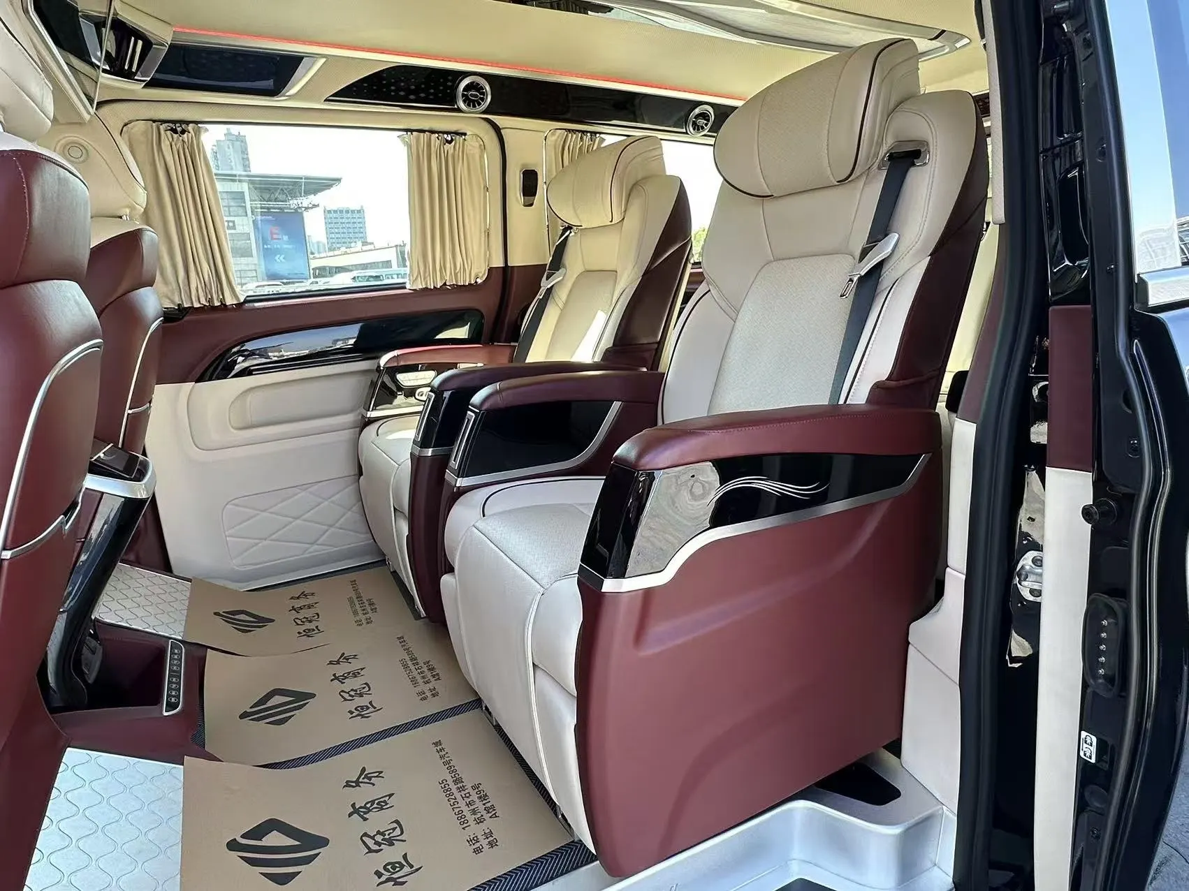 Mercedes-Benz Vito, 2023 11