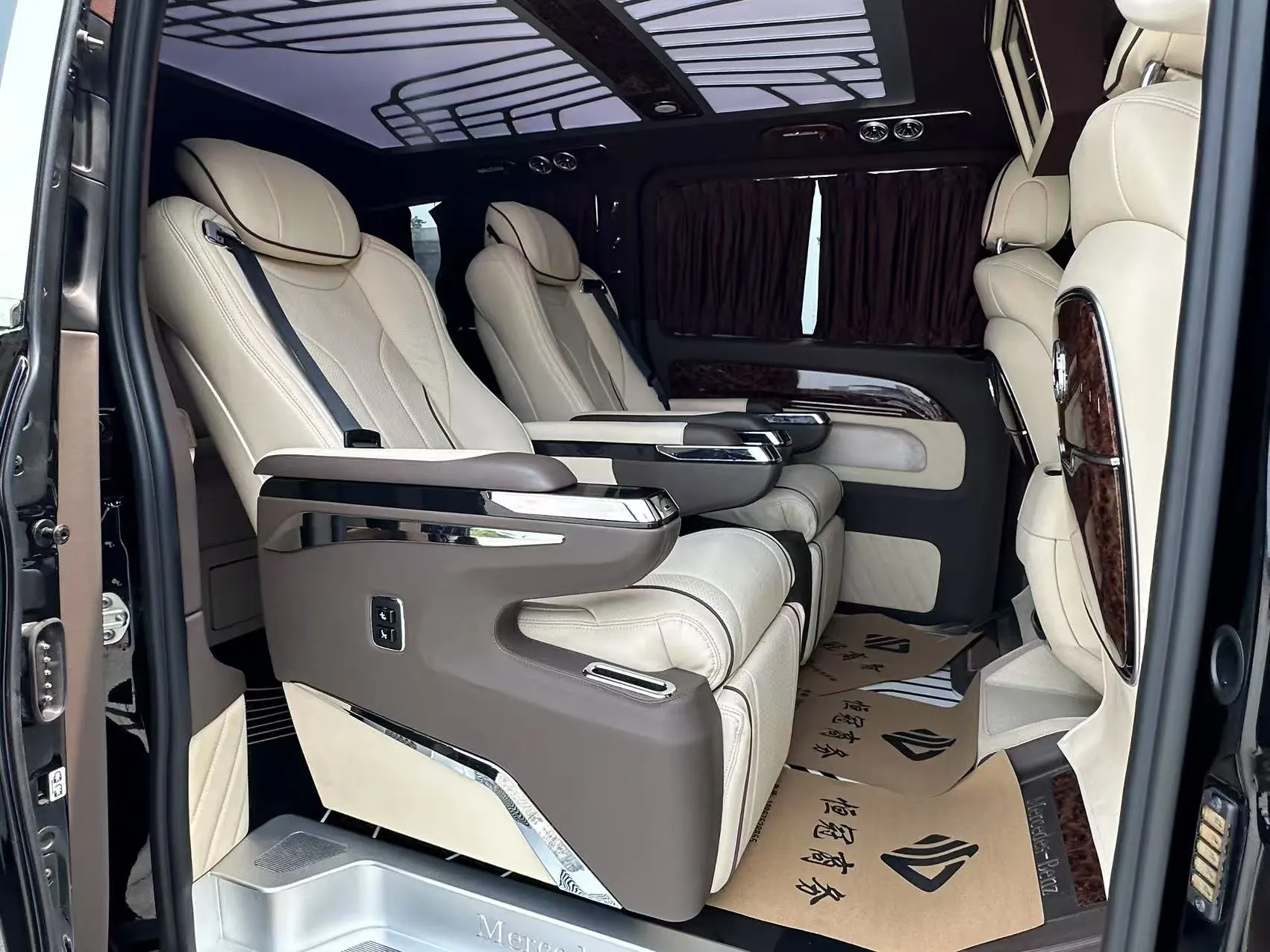Mercedes-Benz Vito, 2022 11