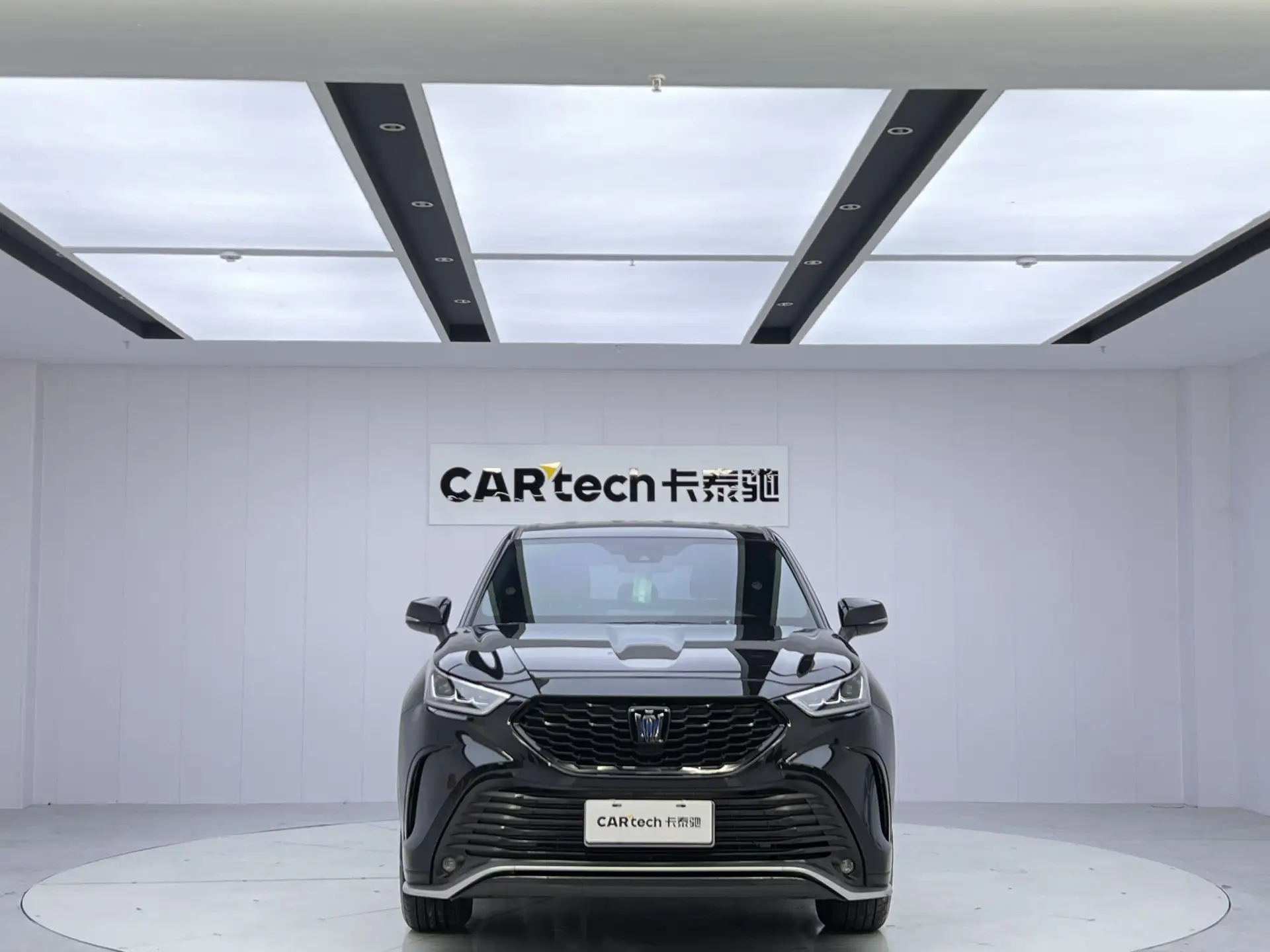 Toyota Crown, 2024 3