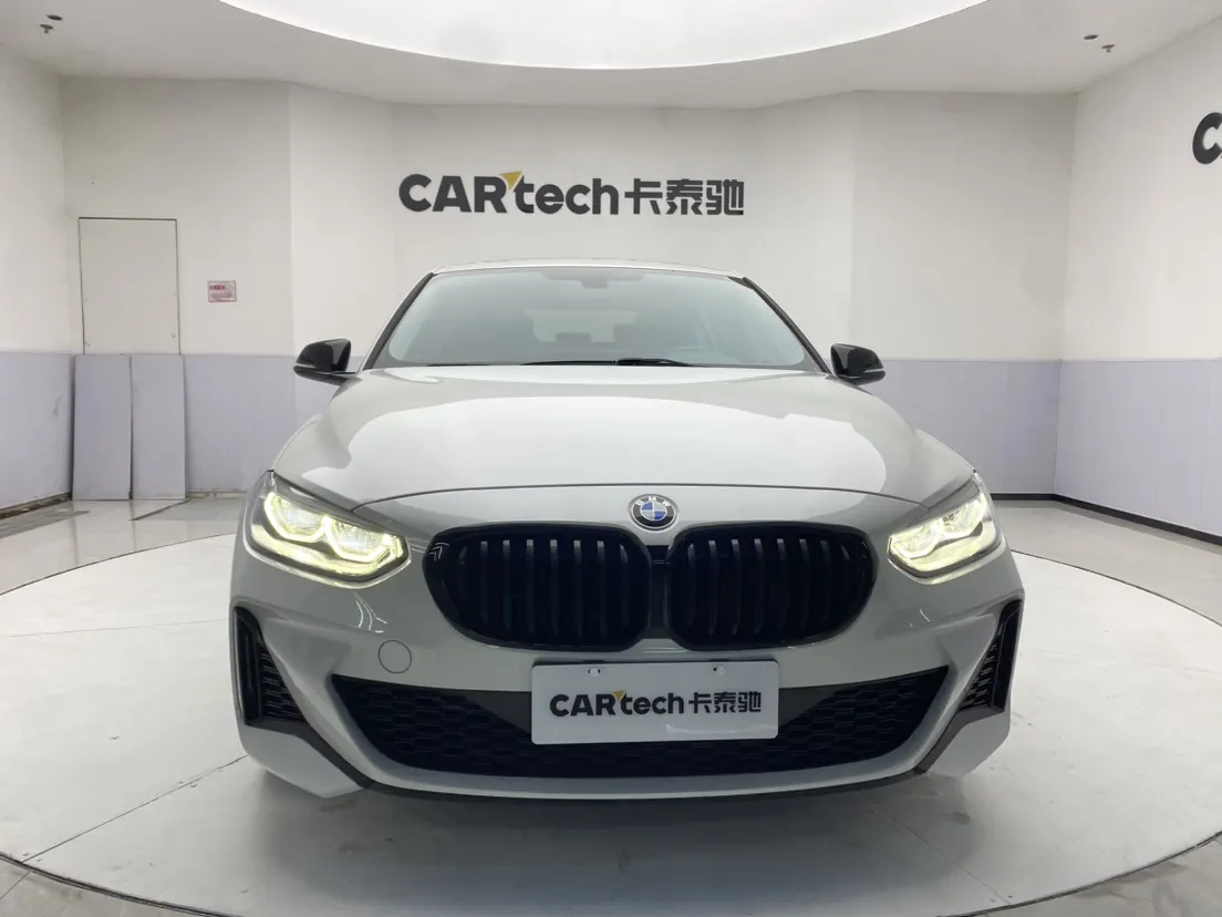 BMW 125i, 2023 3