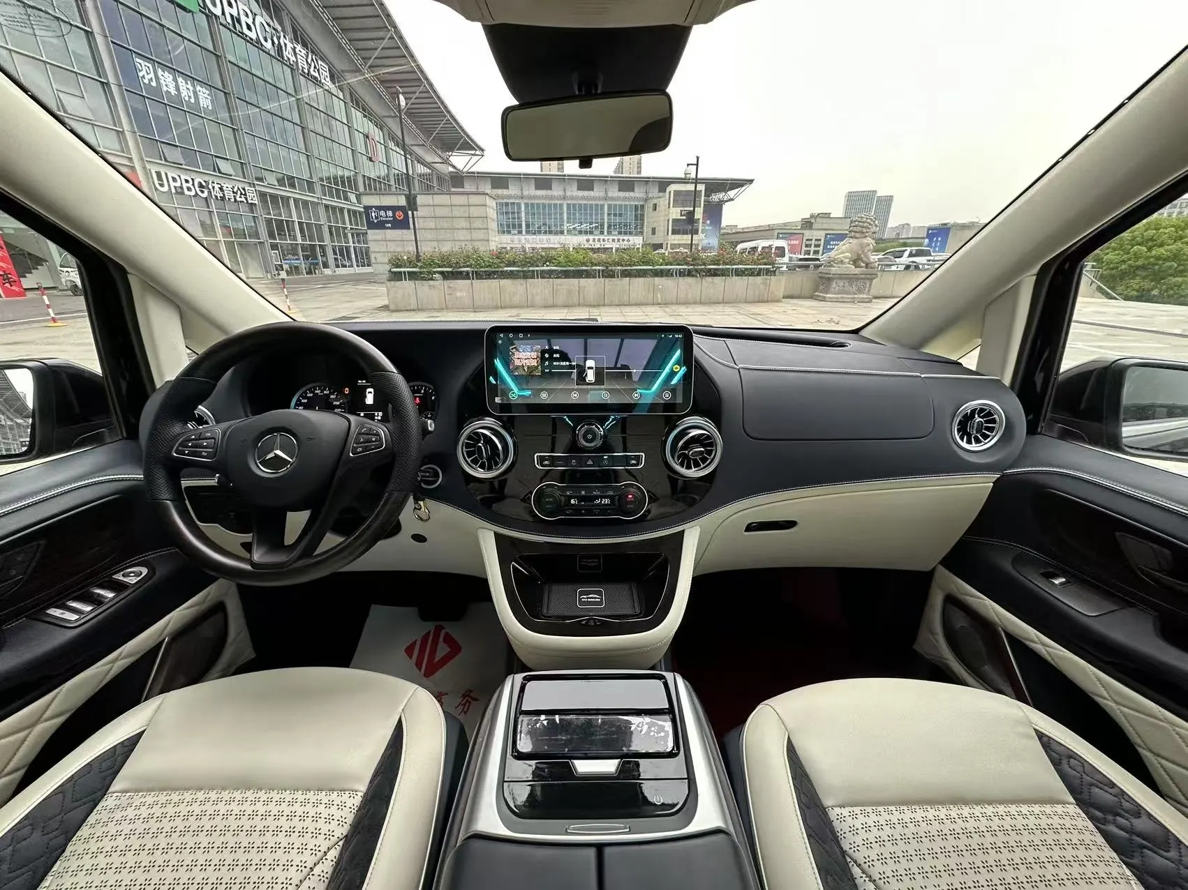 Mercedes-Benz Vito, 2023 7