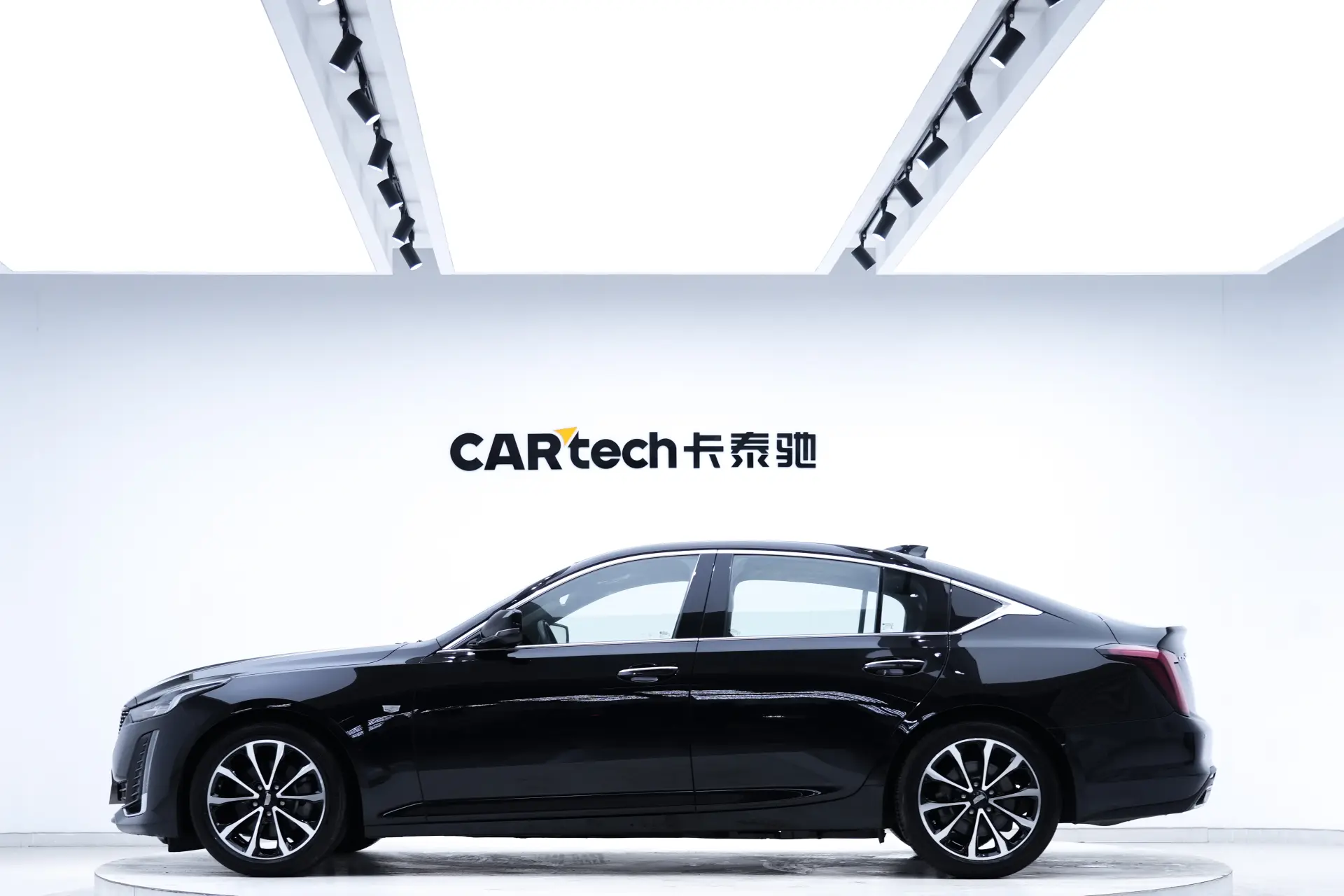Cadillac CT5, 2021 8