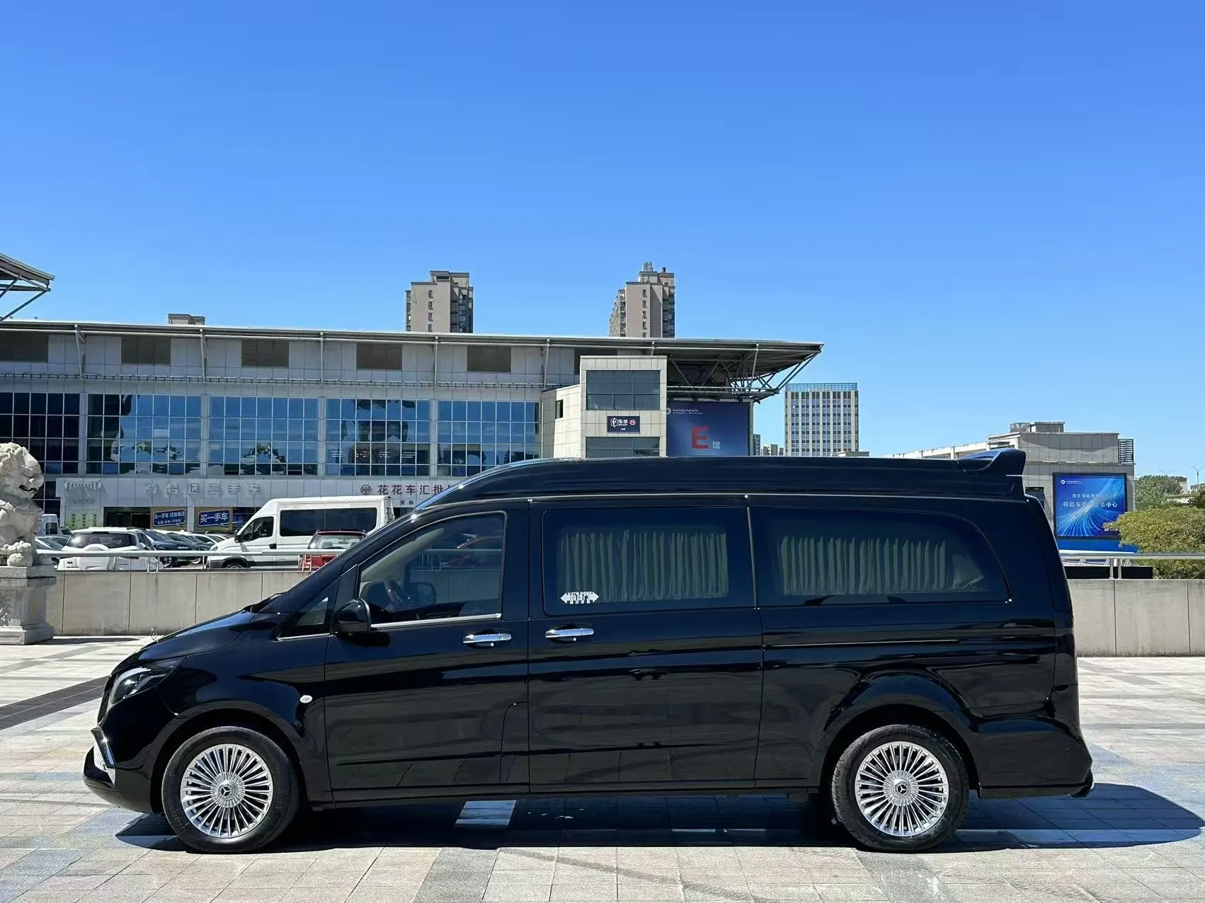 Mercedes-Benz Vito, 2023 7