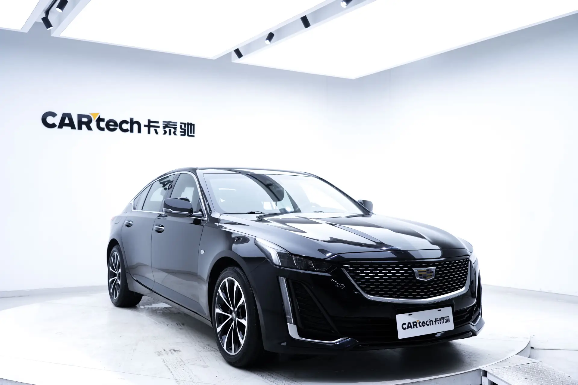 Cadillac CT5, 2021 2