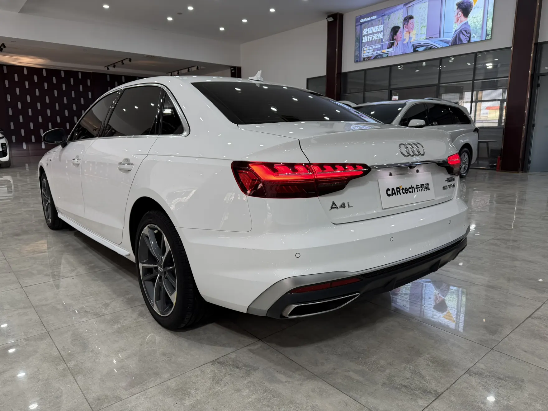 Audi A4L 40 TFSI, 2022 6
