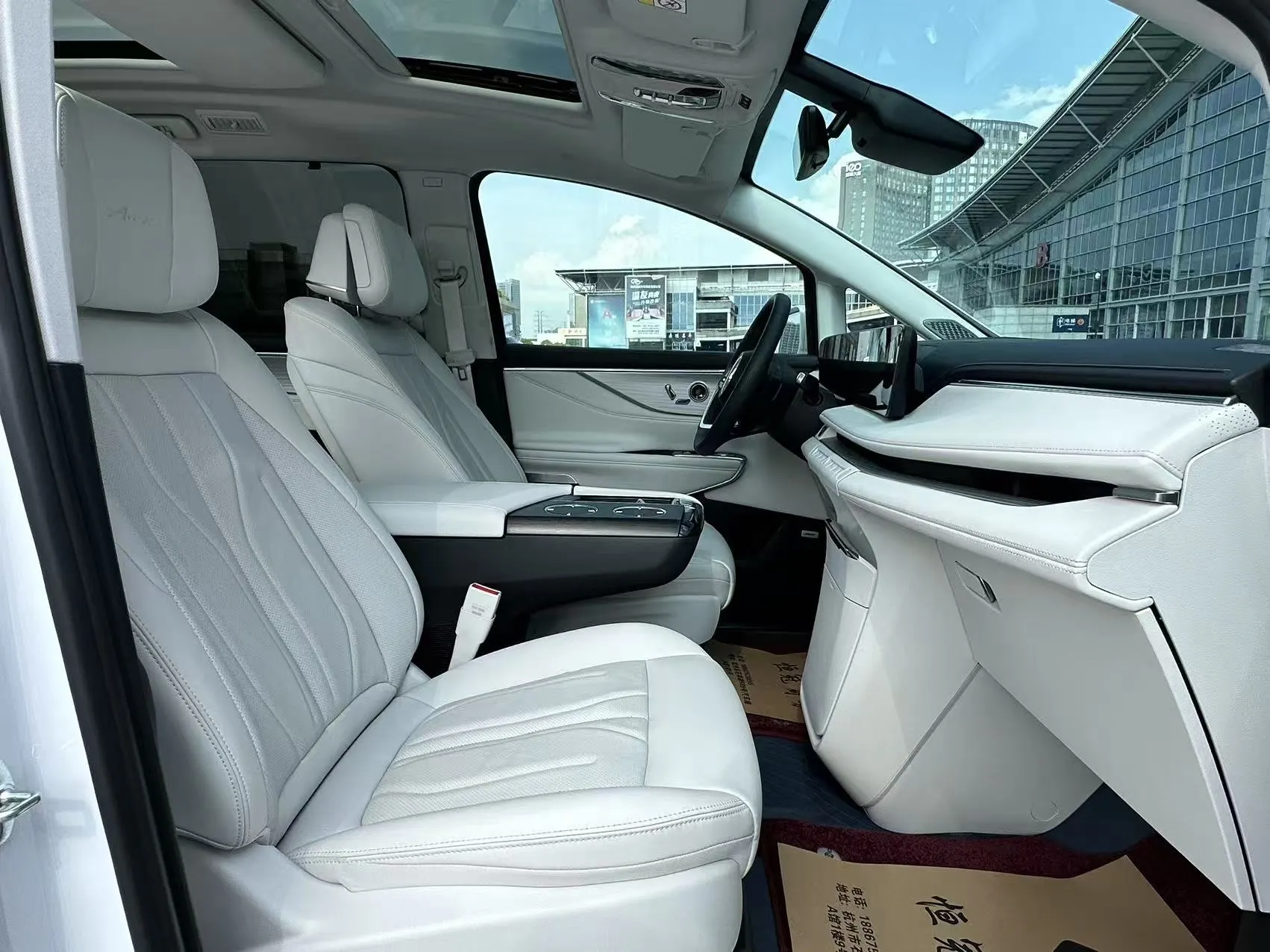 Buick GL8, 2025 9