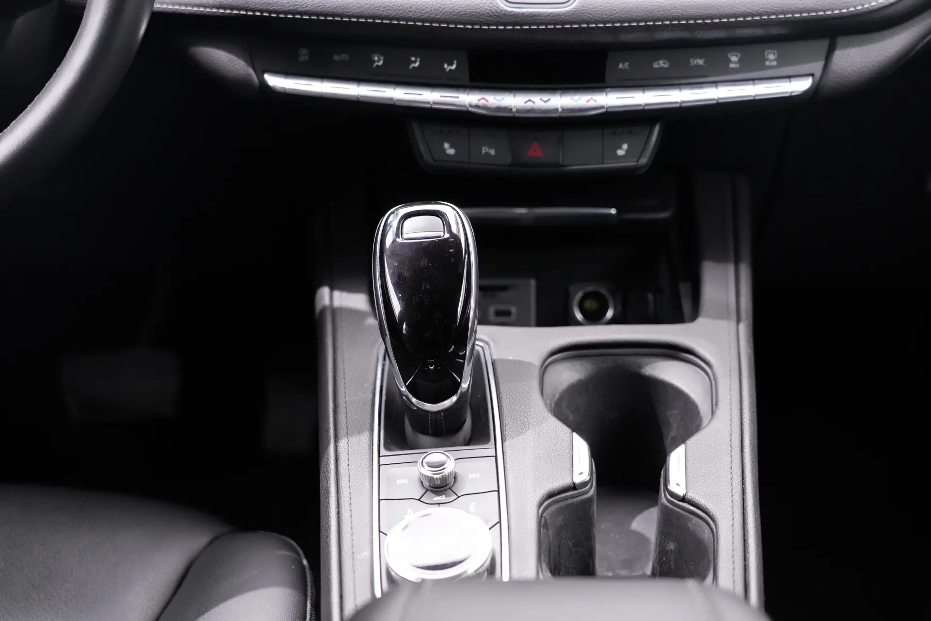 Cadillac XT4, 2021 22