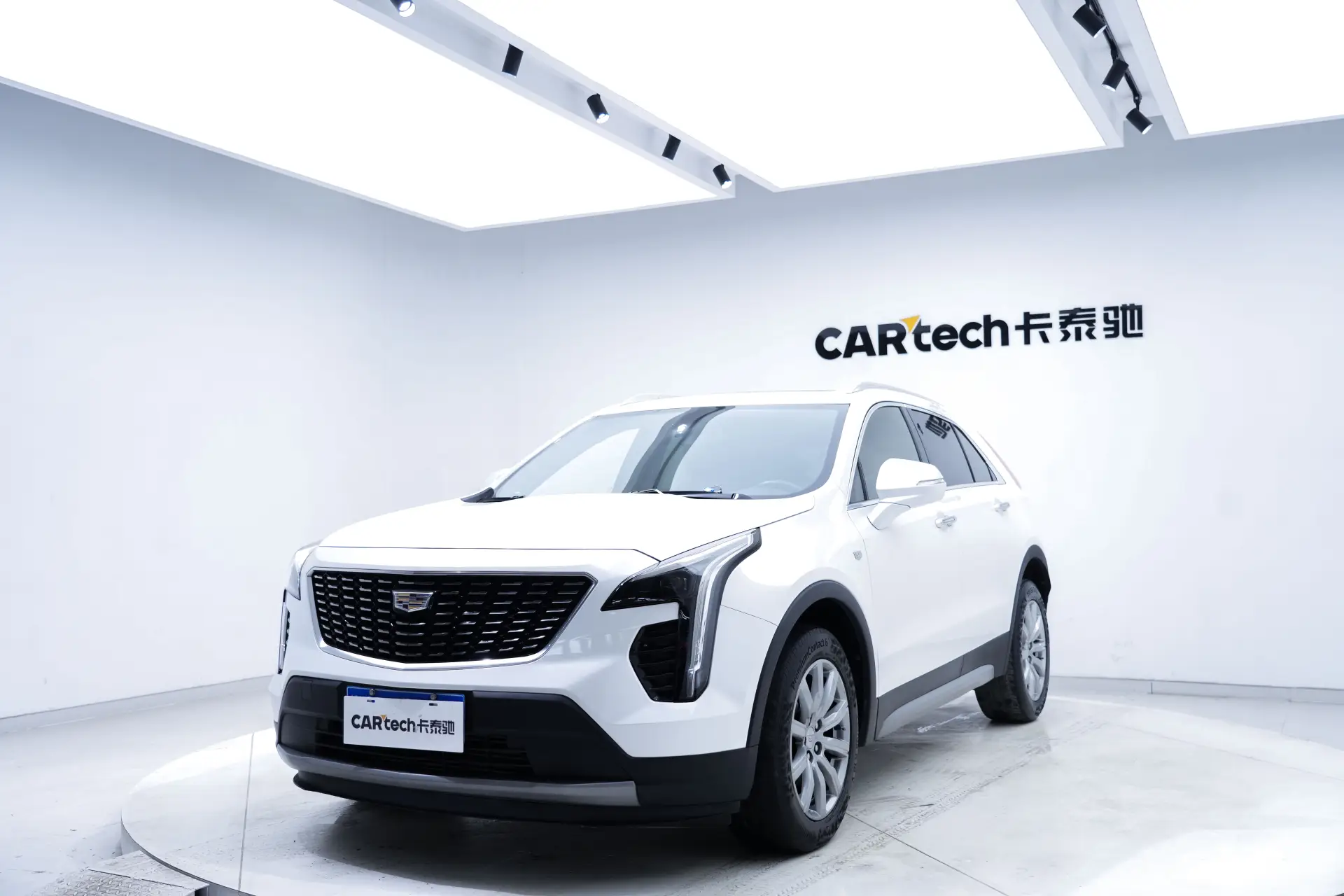 Cadillac XT4, 2021 13