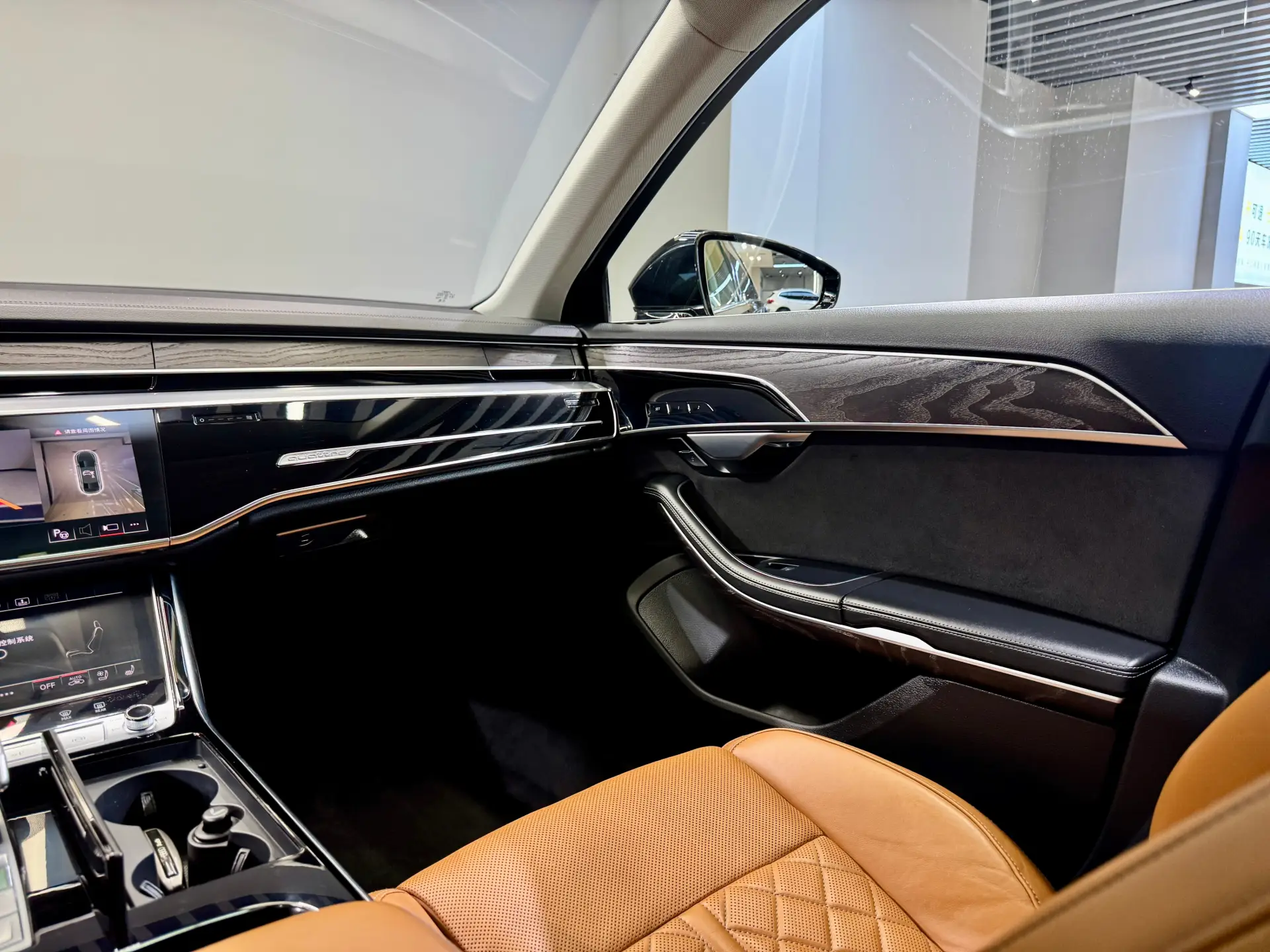 Audi A8L 50 TFSI, 2022 22