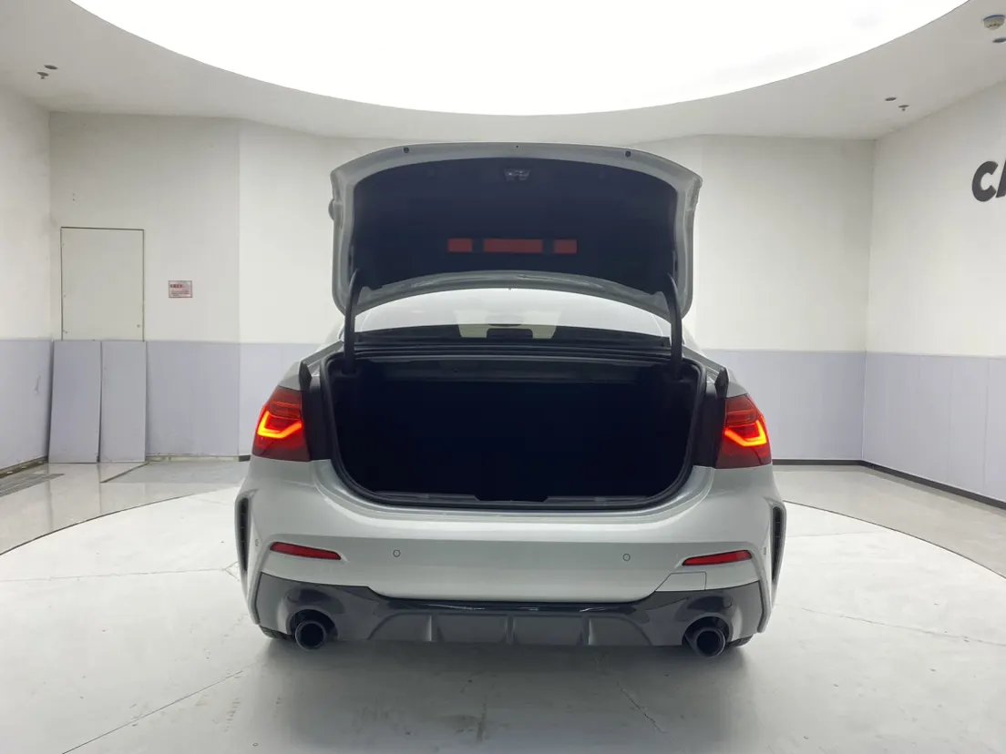 BMW 125i, 2023 29